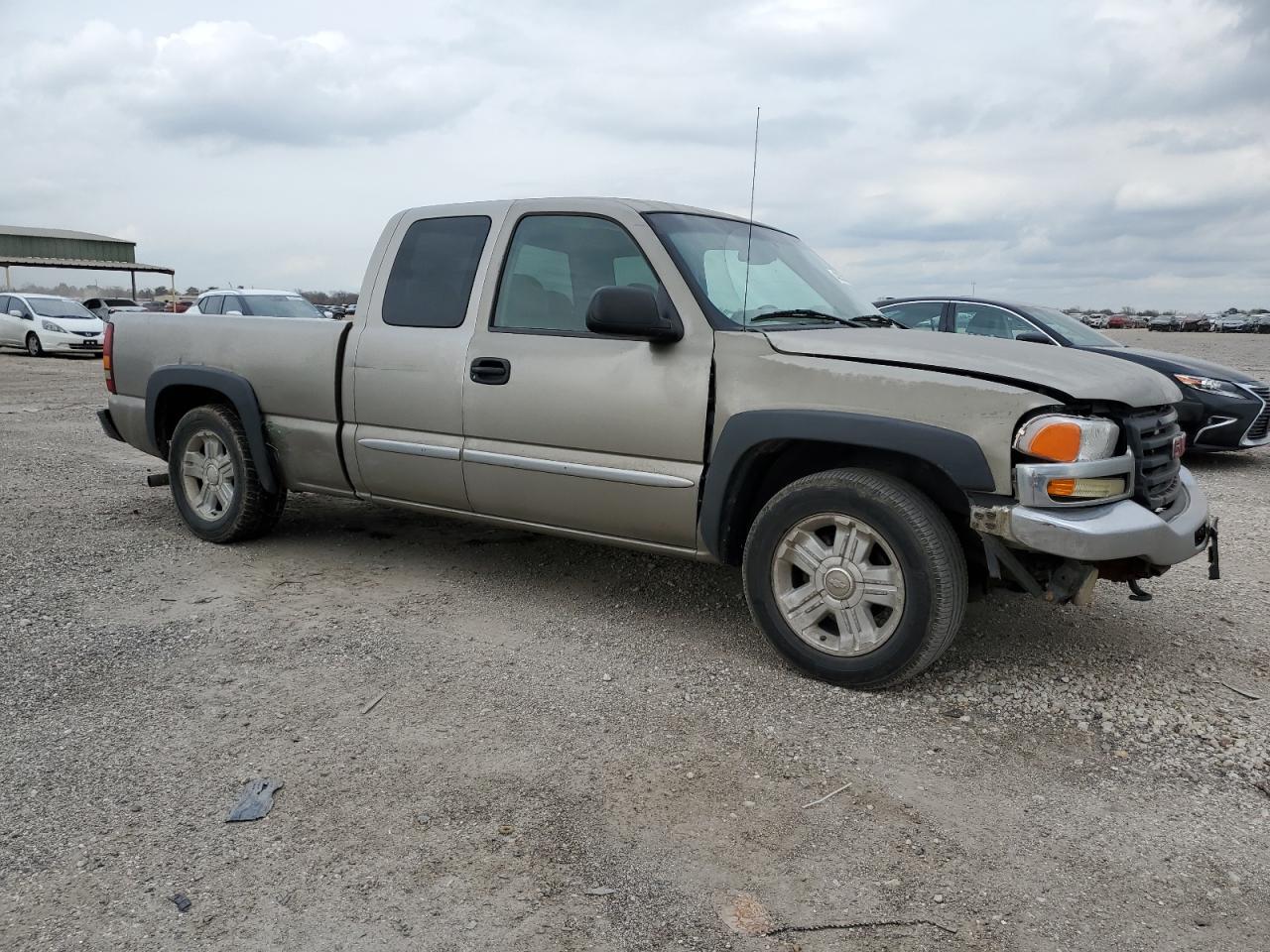 Photo 3 VIN: 2GTEC19V231312007 - GMC SIERRA 