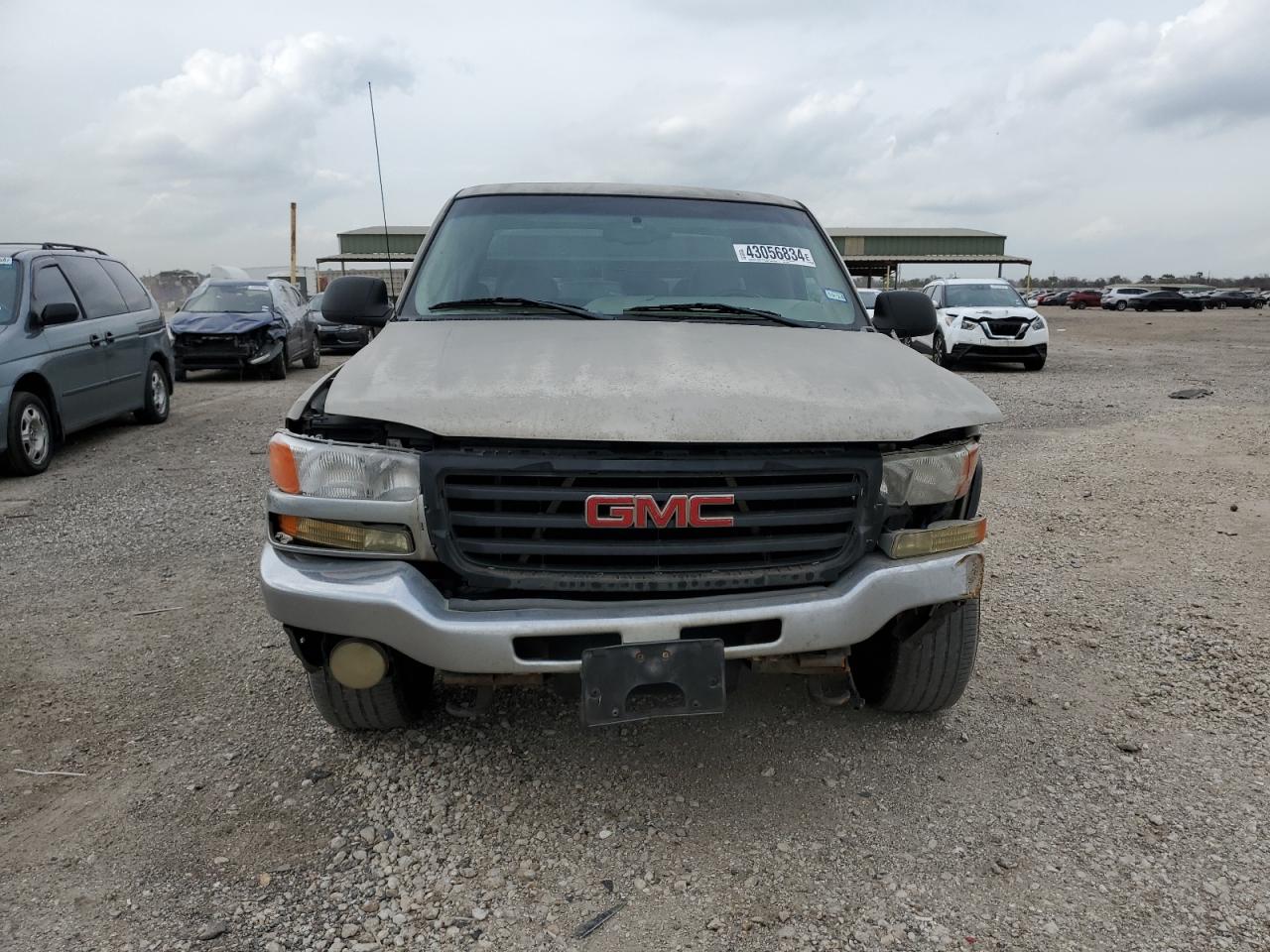 Photo 4 VIN: 2GTEC19V231312007 - GMC SIERRA 