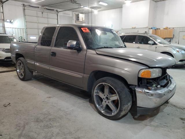 Photo 3 VIN: 2GTEC19V4Y1382101 - GMC SIERRA1500 