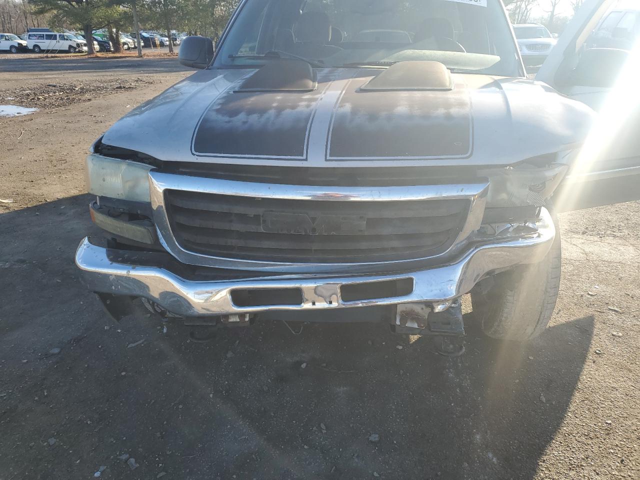 Photo 10 VIN: 2GTEC19V541130044 - GMC SIERRA 