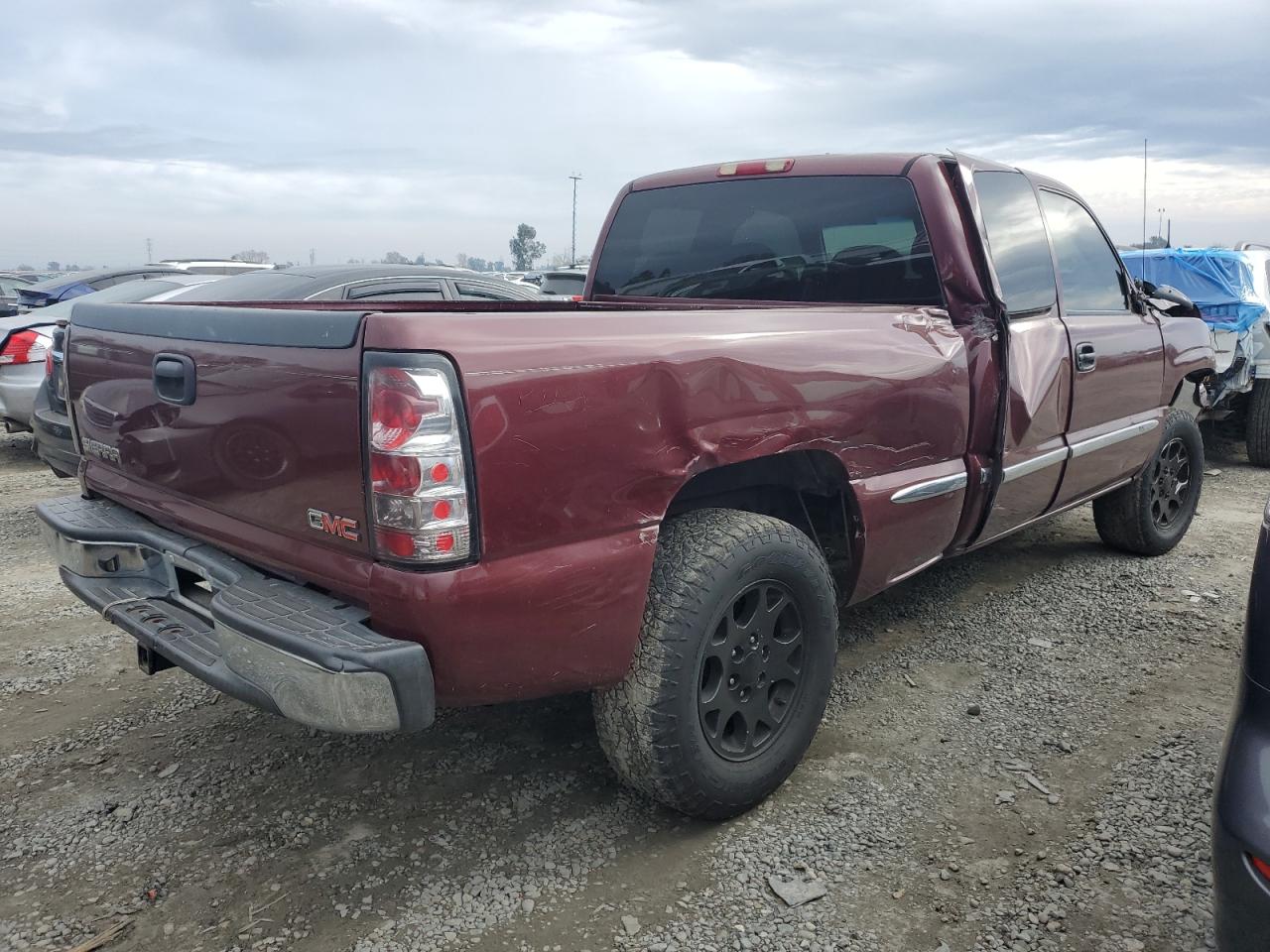 Photo 2 VIN: 2GTEC19V621262551 - GMC SIERRA 