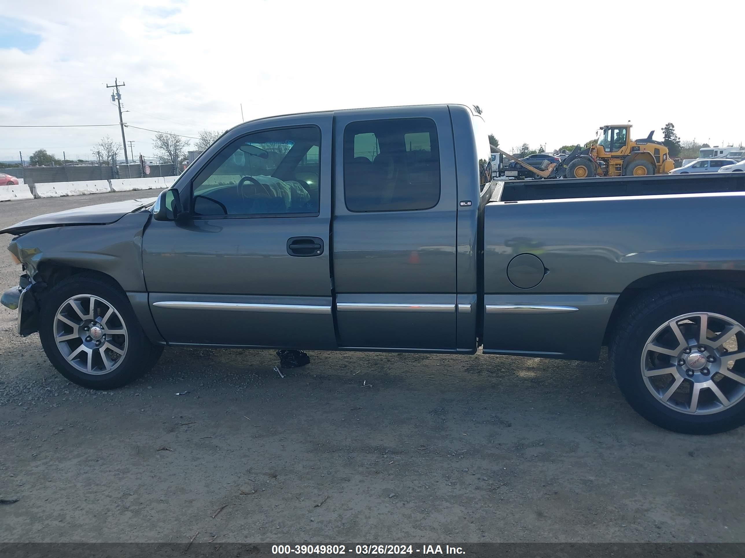 Photo 14 VIN: 2GTEC19V711393504 - GMC NULL 