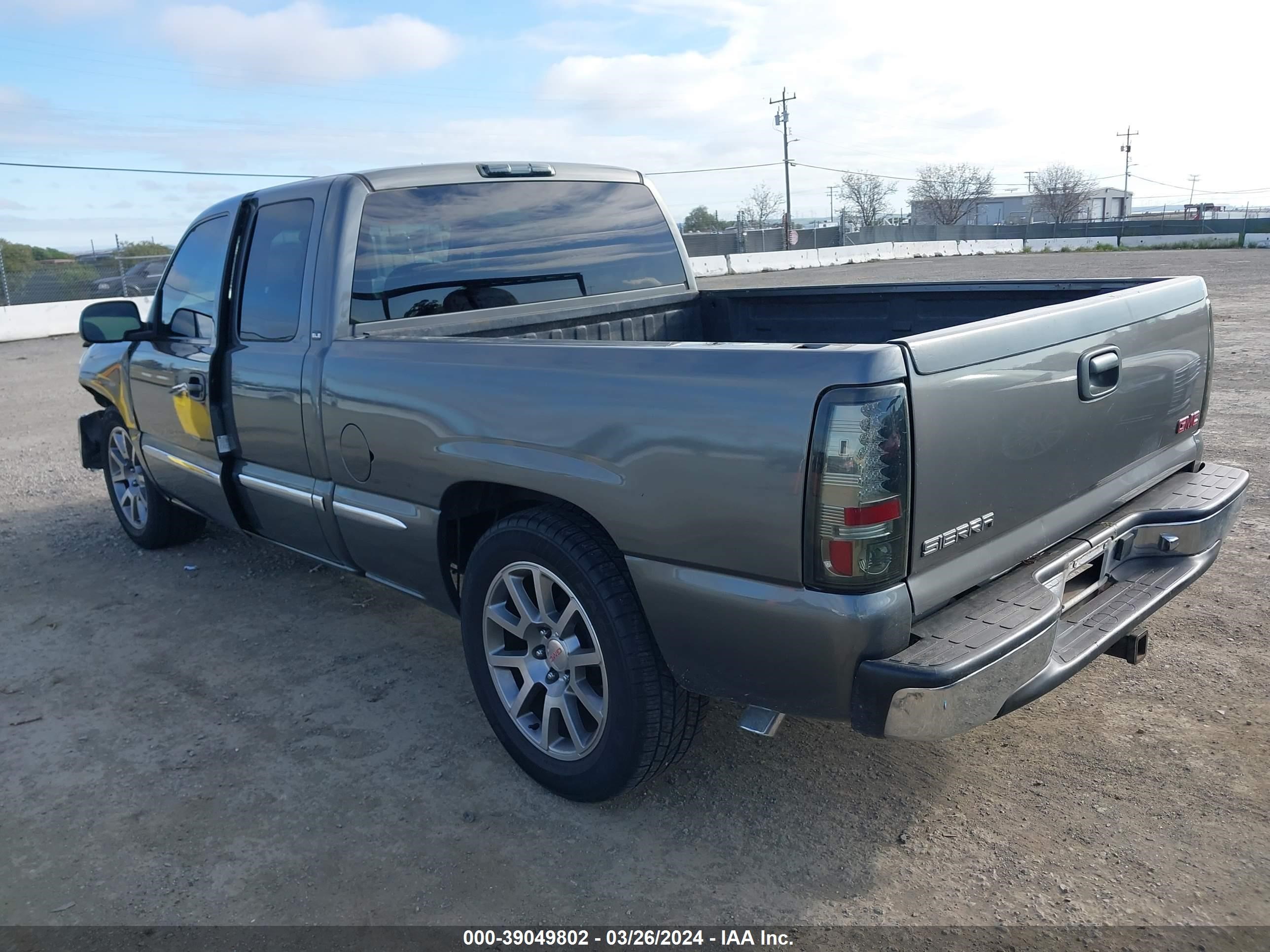 Photo 2 VIN: 2GTEC19V711393504 - GMC NULL 