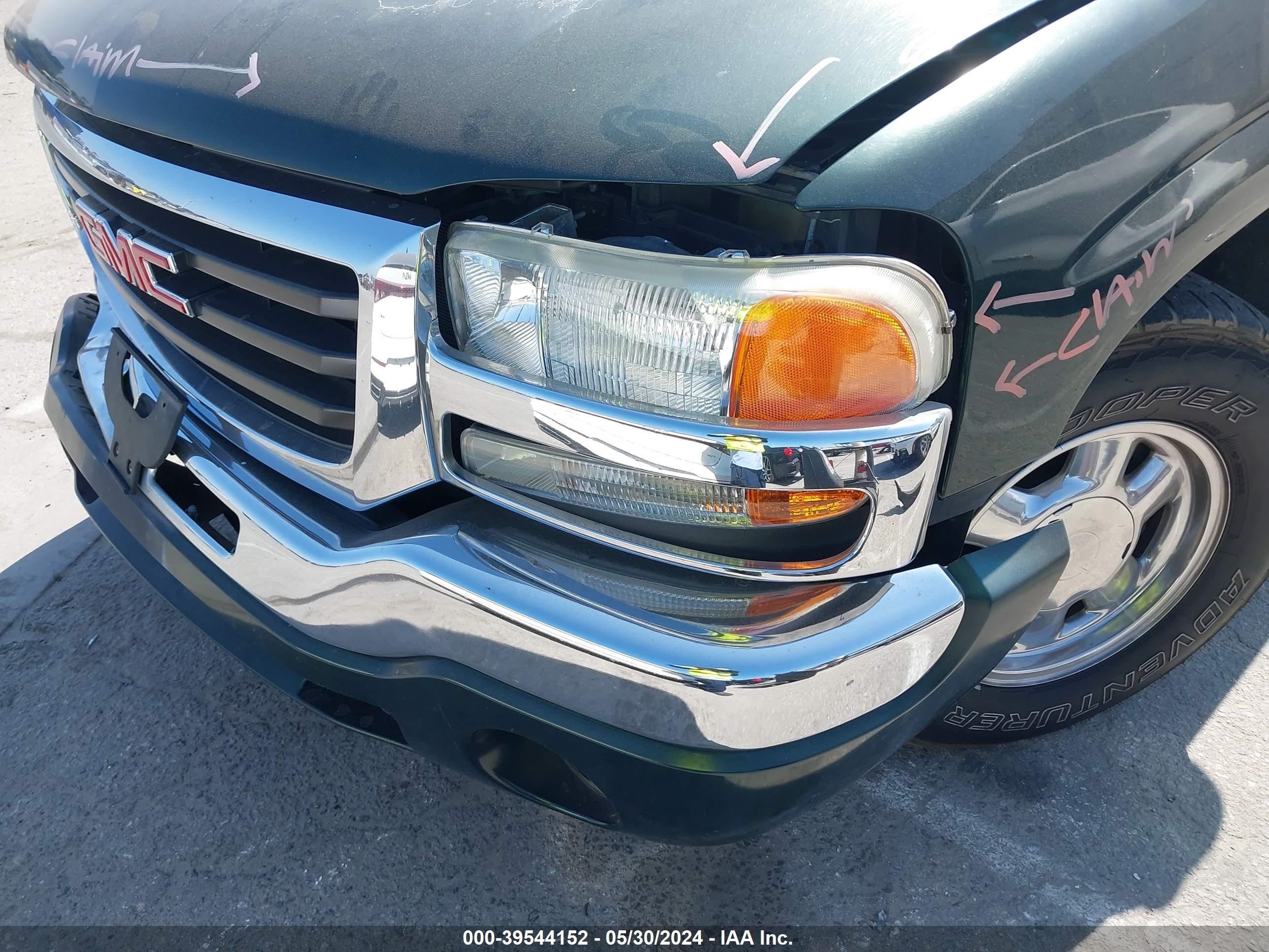 Photo 11 VIN: 2GTEC19V931137108 - GMC SIERRA 