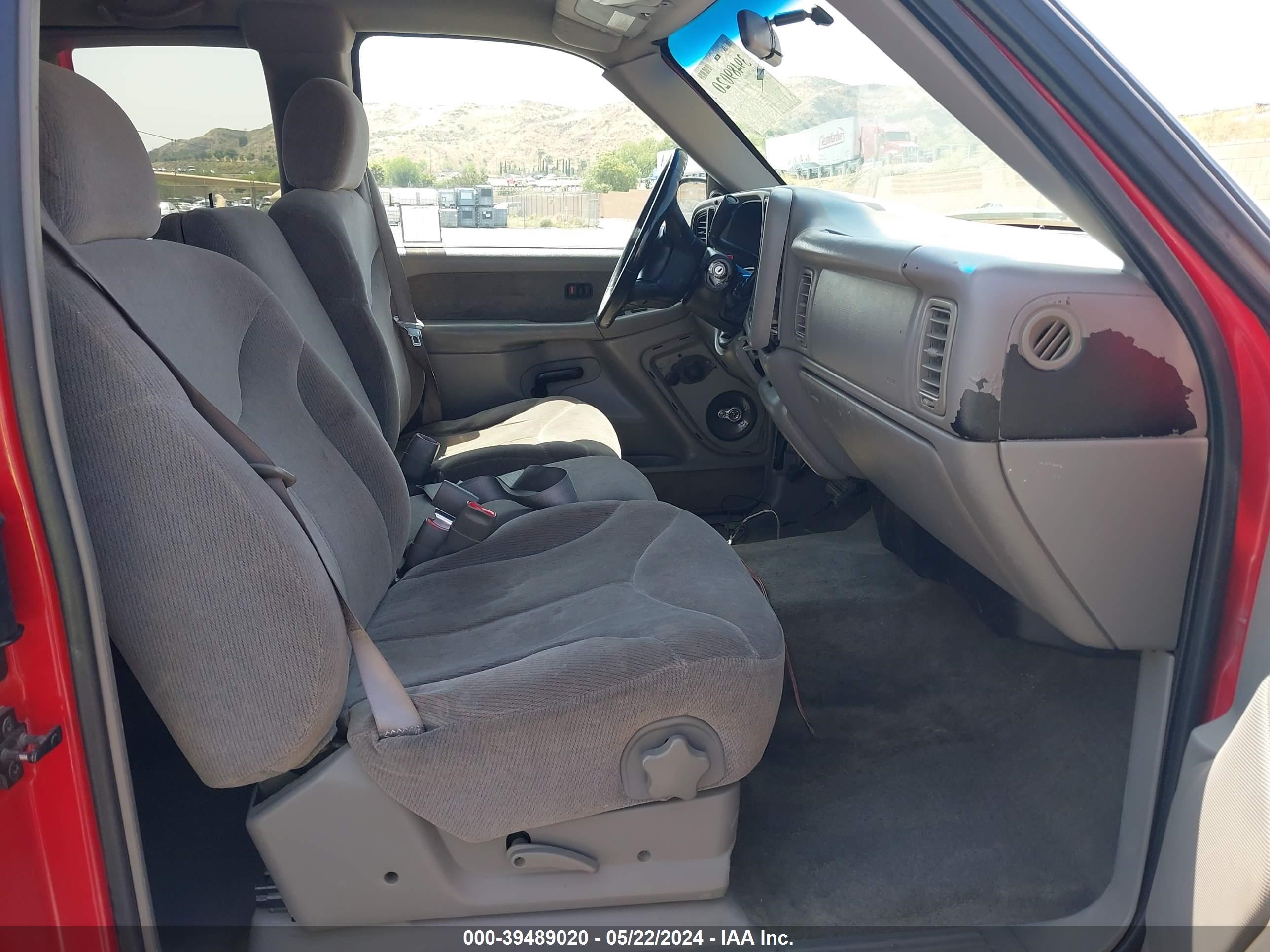 Photo 4 VIN: 2GTEC19V9Y1293382 - GMC SIERRA 