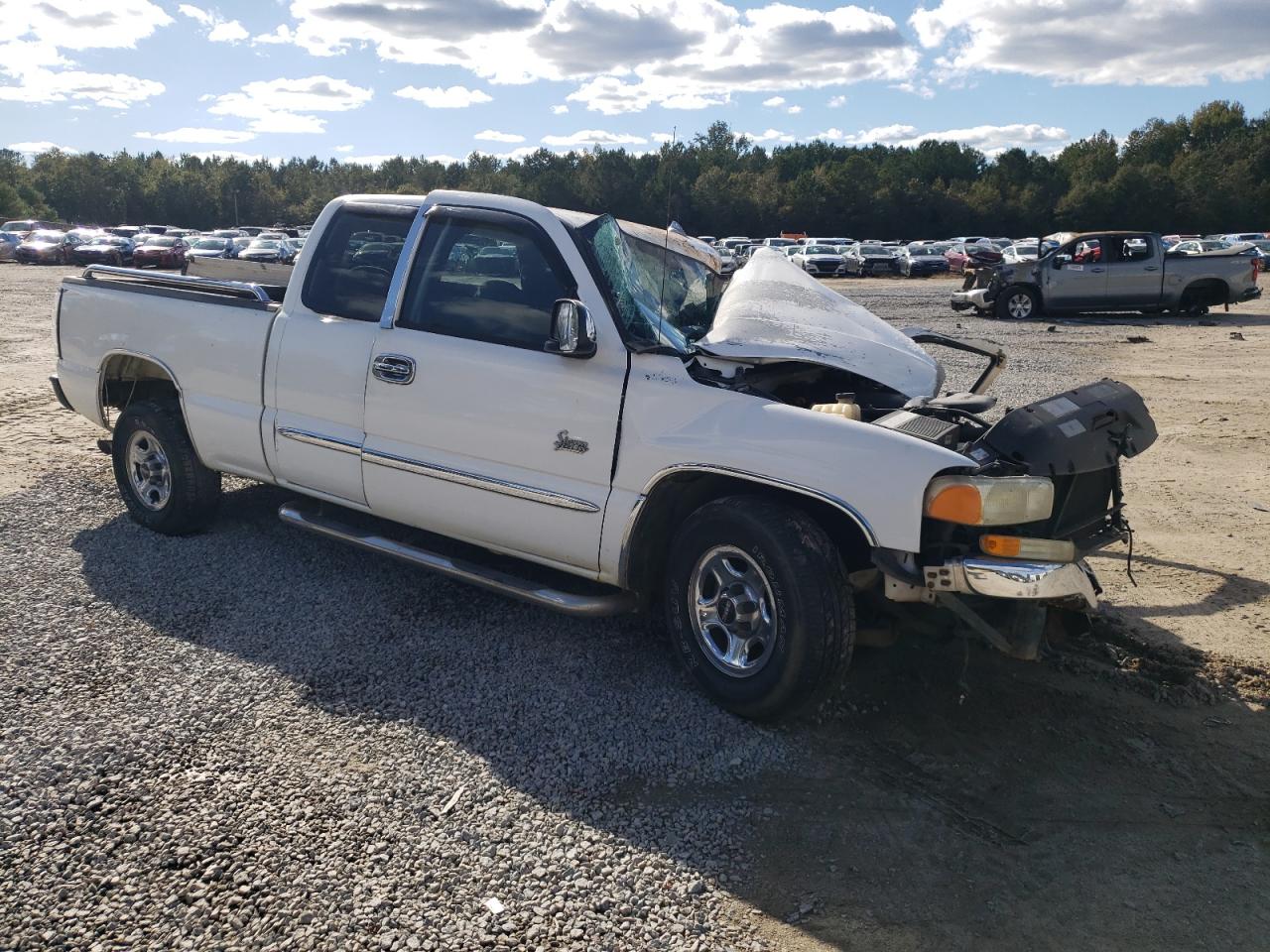 Photo 3 VIN: 2GTEC19VX41418674 - GMC SIERRA 