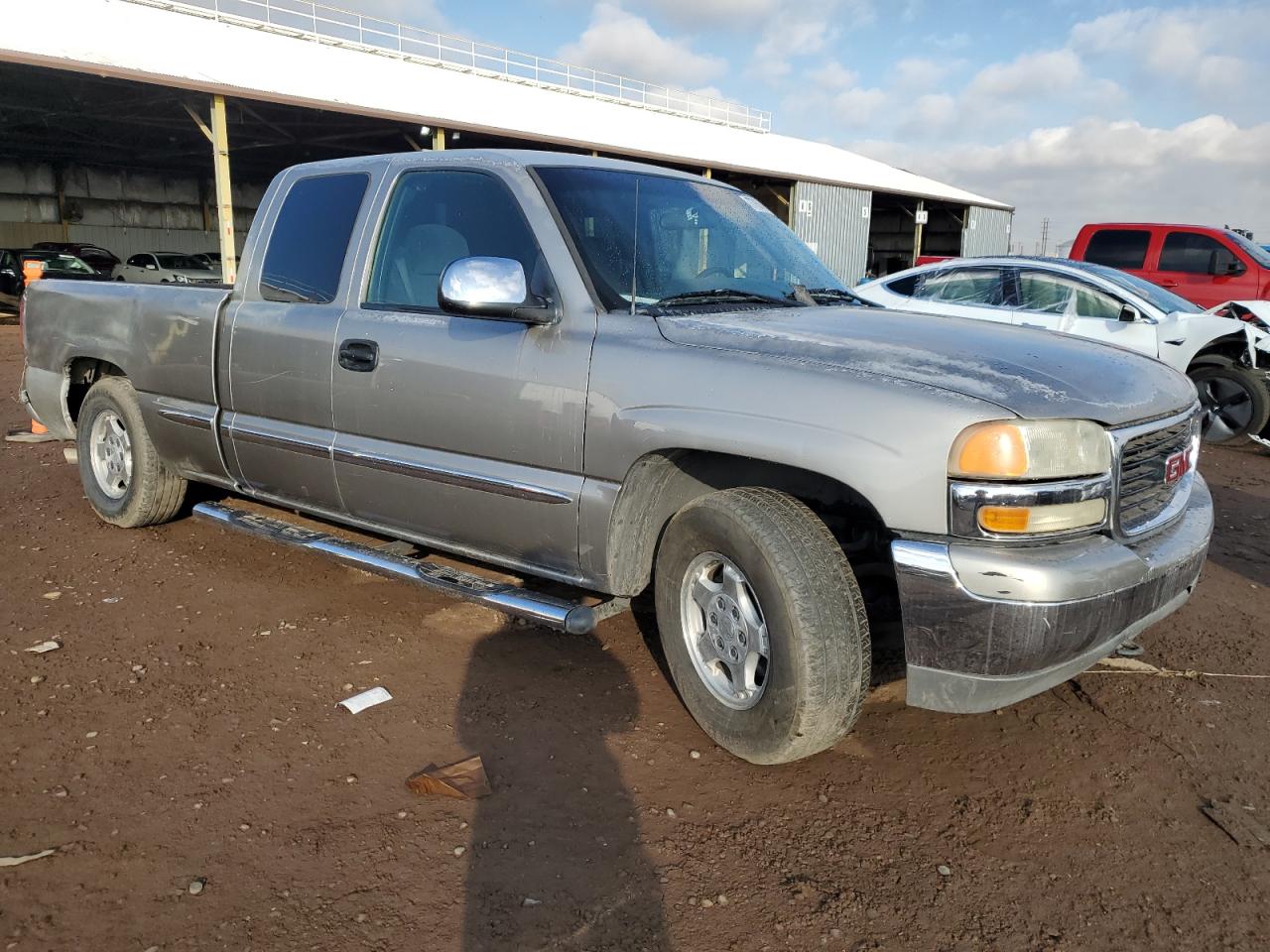 Photo 3 VIN: 2GTEC19VXY1223311 - GMC SIERRA 