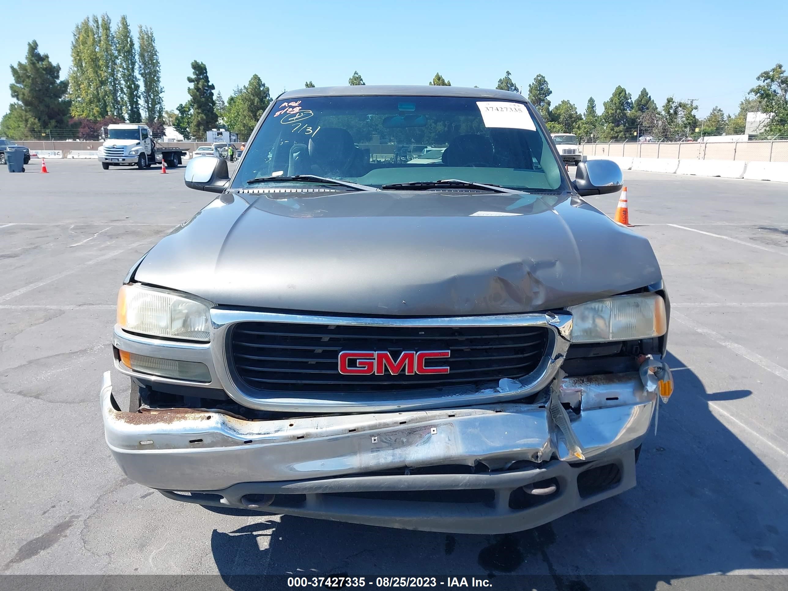 Photo 10 VIN: 2GTEC19VXY1320850 - GMC SIERRA 