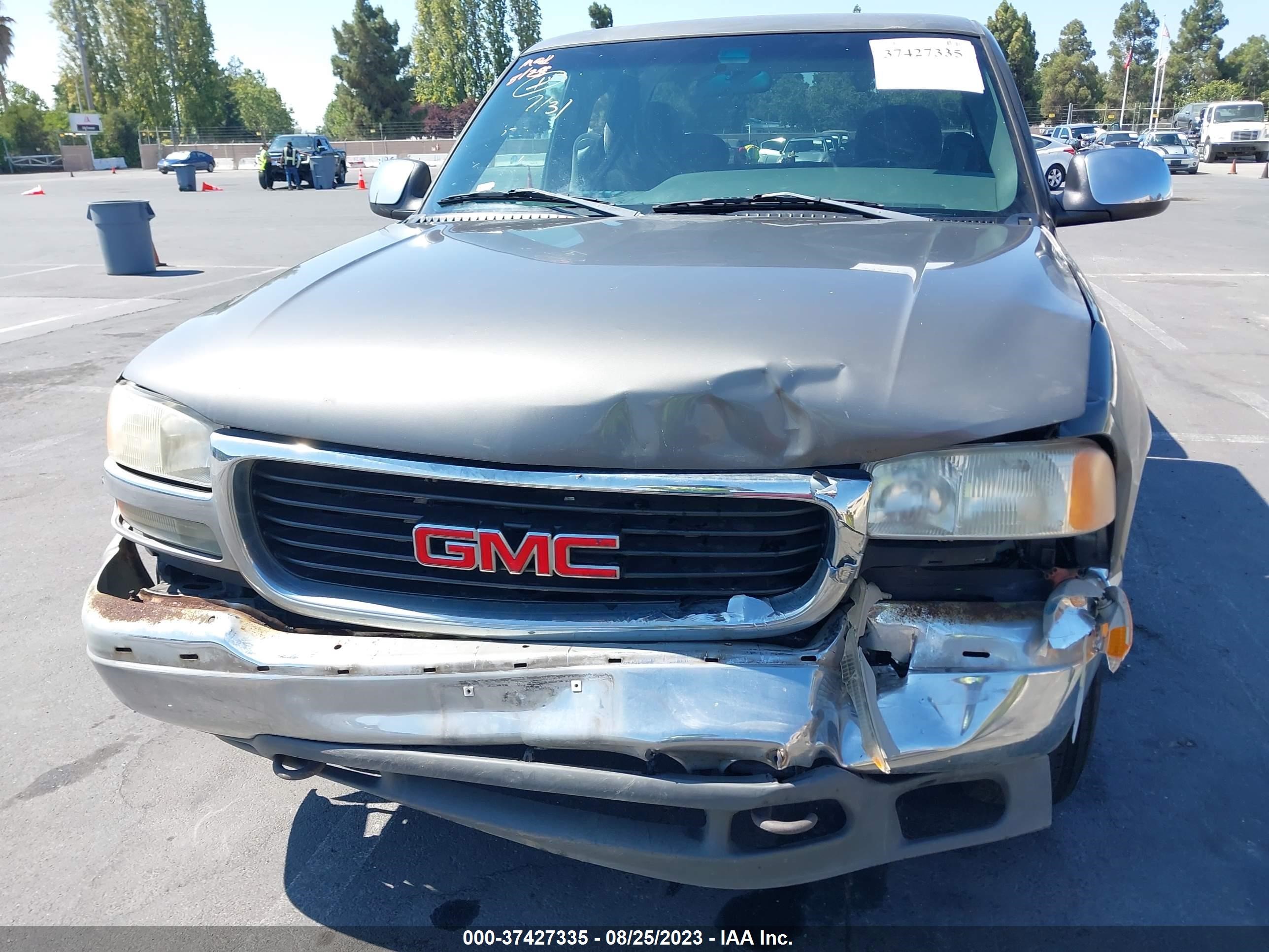 Photo 5 VIN: 2GTEC19VXY1320850 - GMC SIERRA 