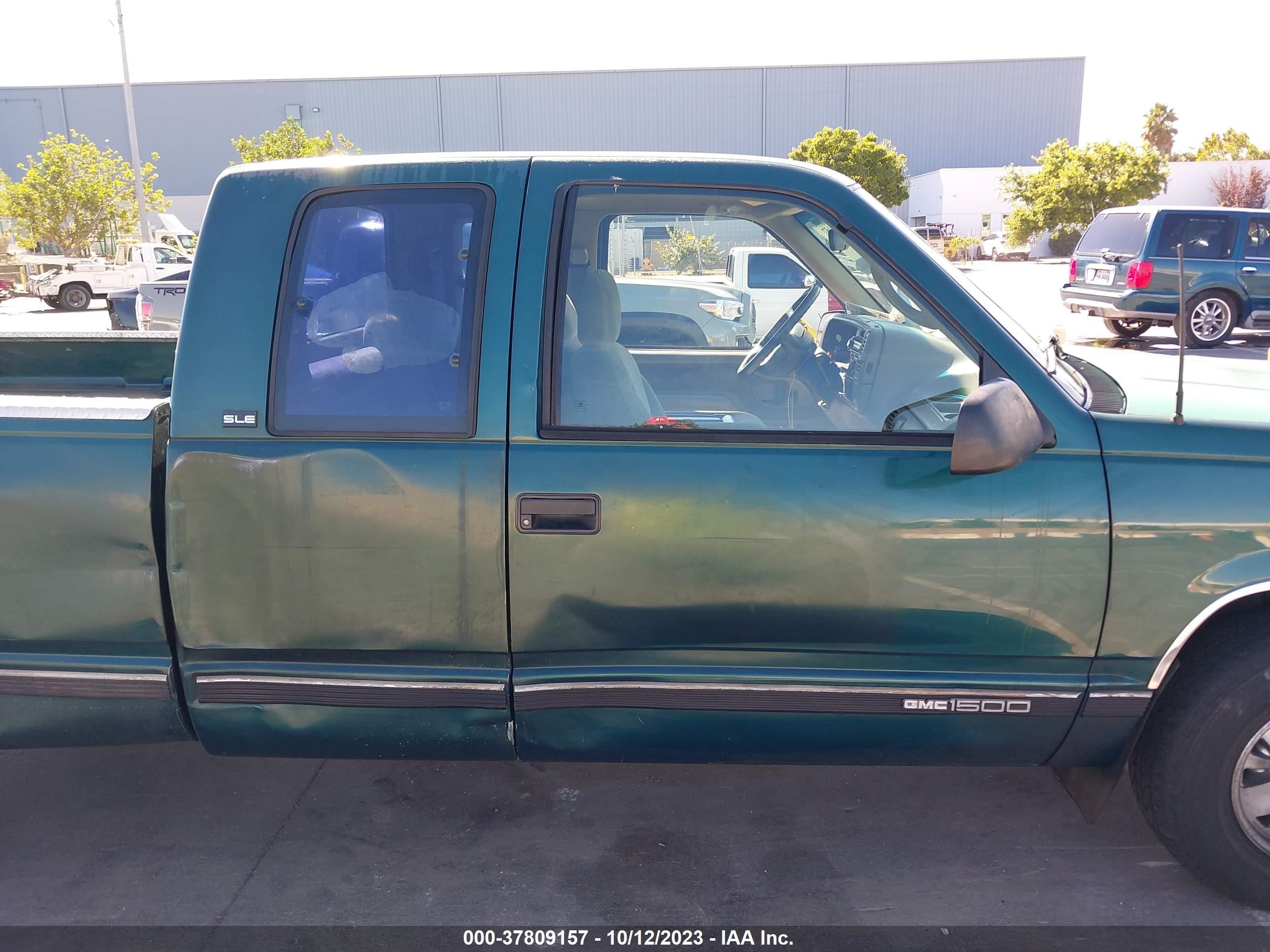 Photo 12 VIN: 2GTEC19W4T1542401 - GMC SIERRA 