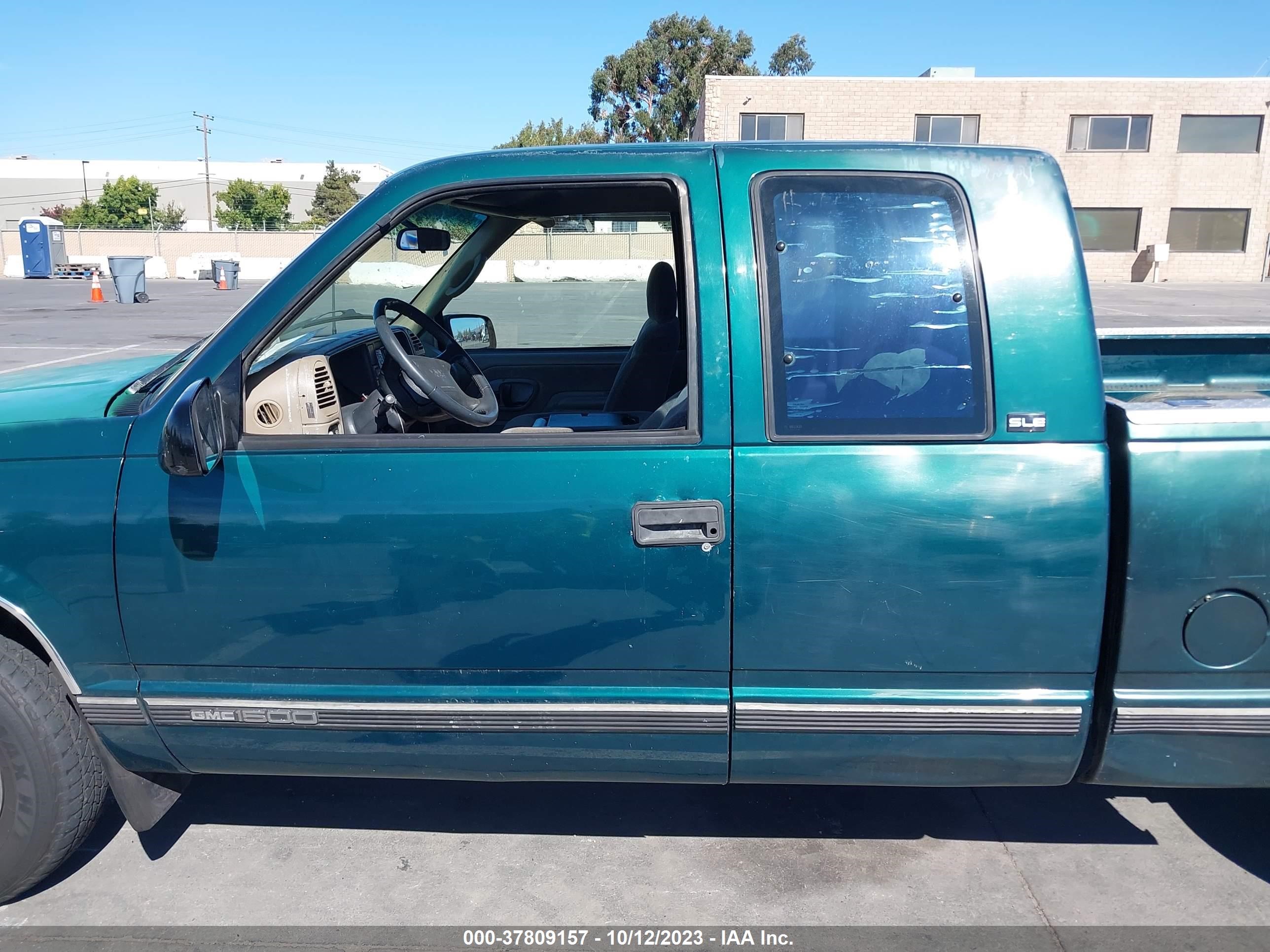 Photo 13 VIN: 2GTEC19W4T1542401 - GMC SIERRA 