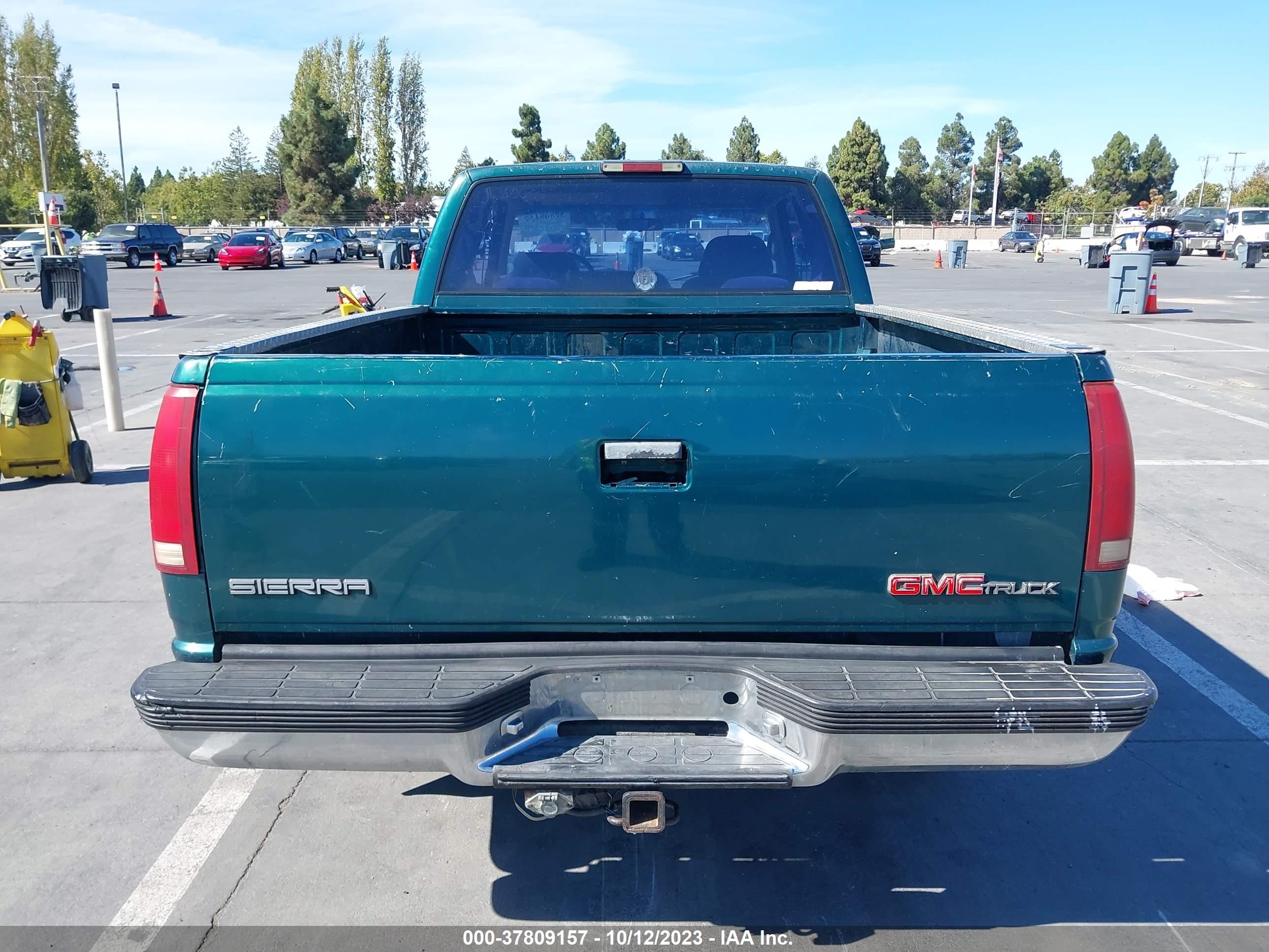 Photo 15 VIN: 2GTEC19W4T1542401 - GMC SIERRA 