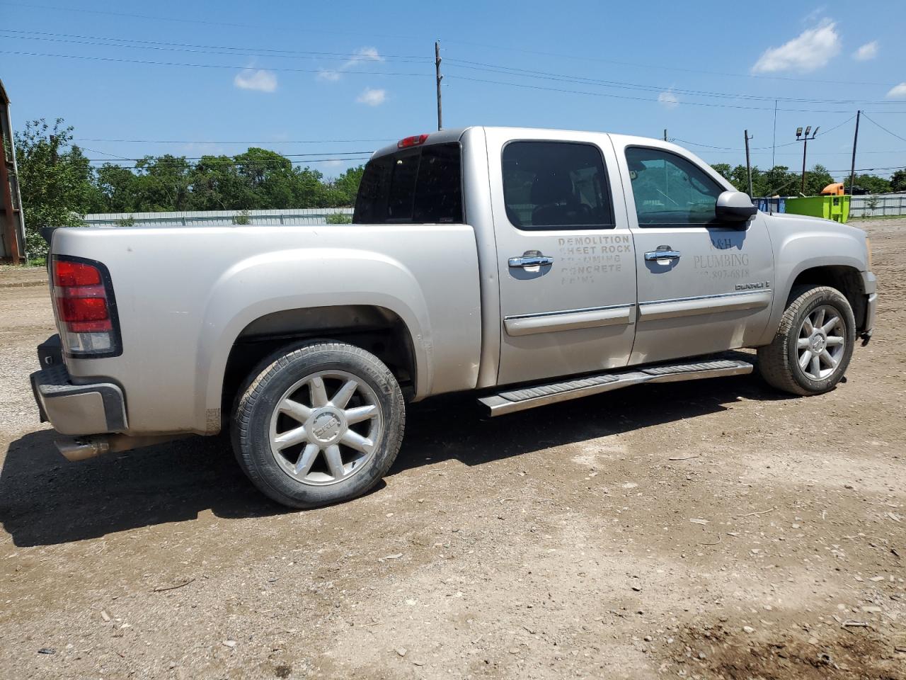 Photo 2 VIN: 2GTEC638181312698 - GMC SIERRA 