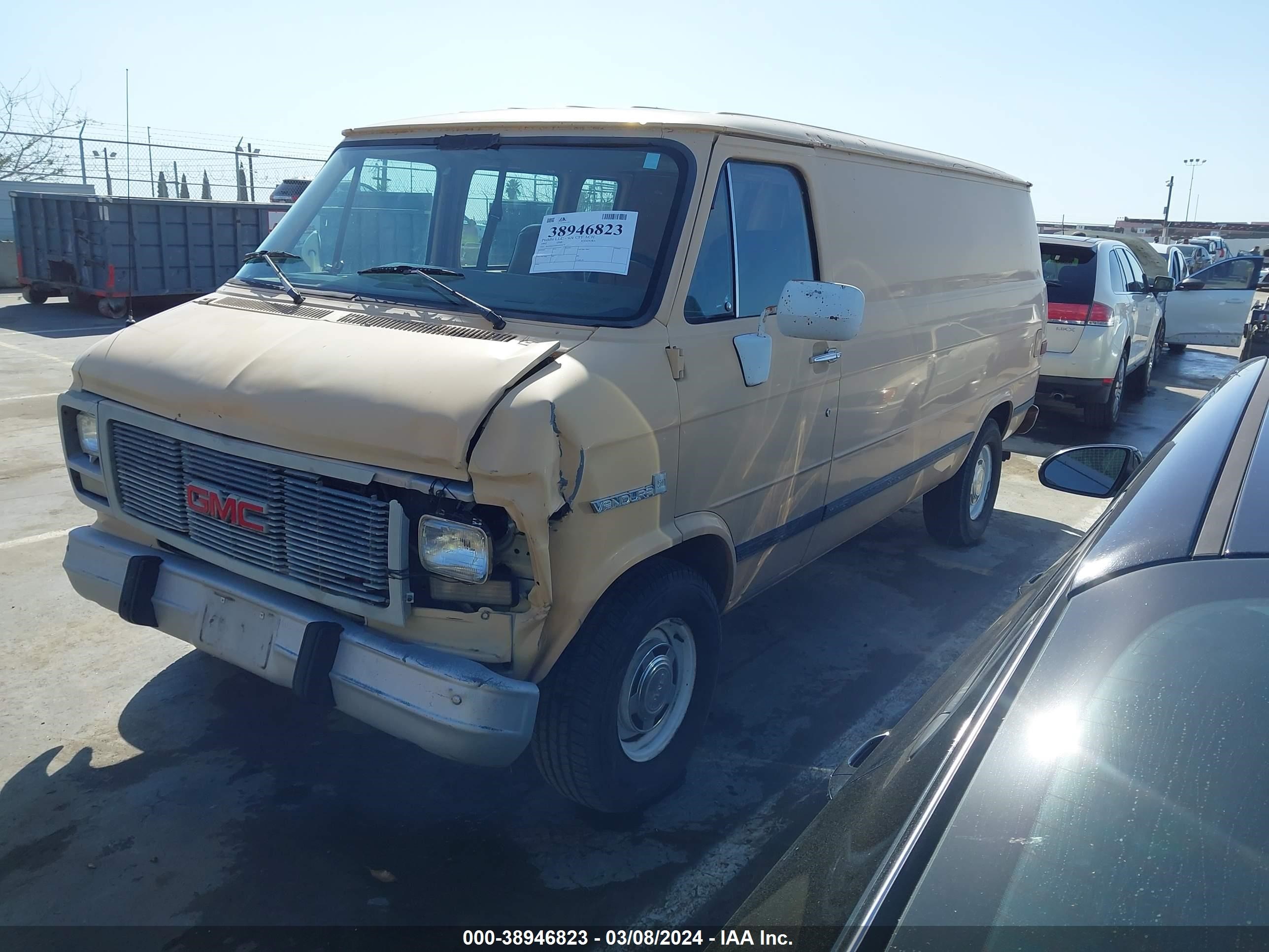 Photo 1 VIN: 2GTEG25H8N4519478 - GMC VANDURA 