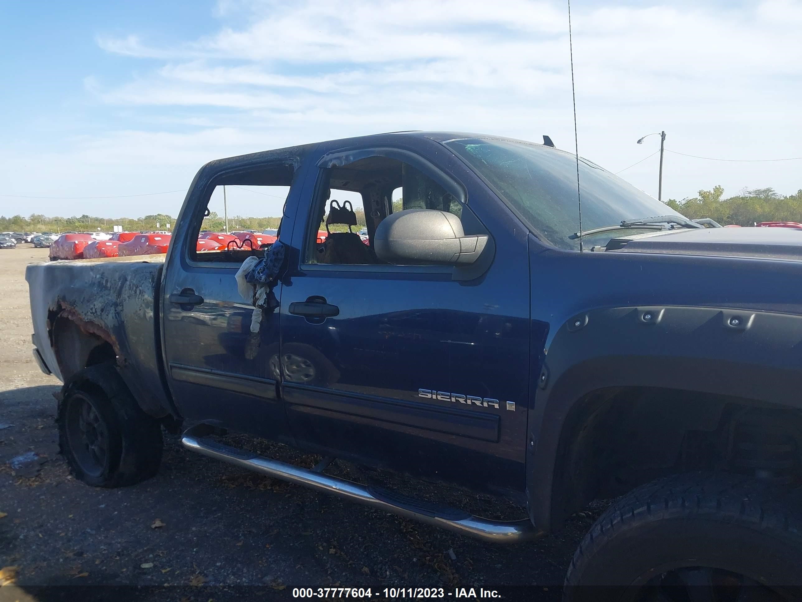 Photo 11 VIN: 2GTEK133491101510 - GMC SIERRA 