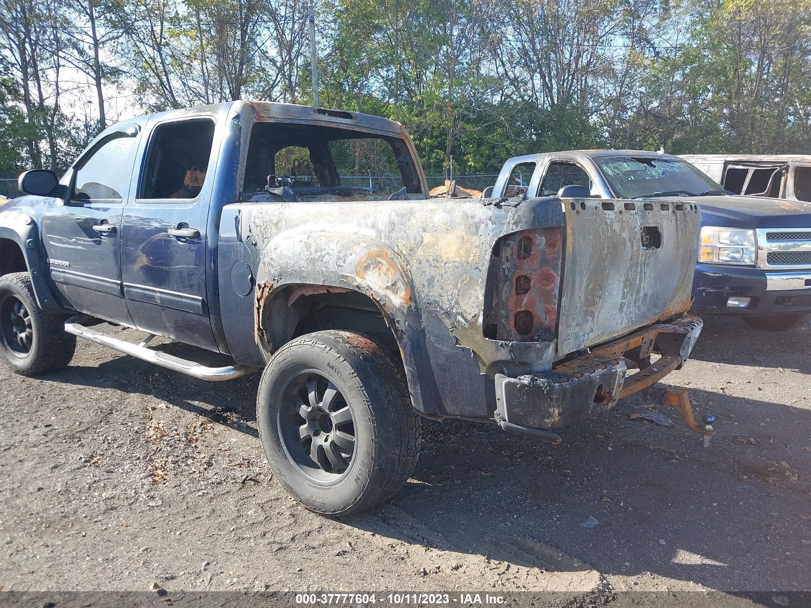 Photo 5 VIN: 2GTEK133491101510 - GMC SIERRA 