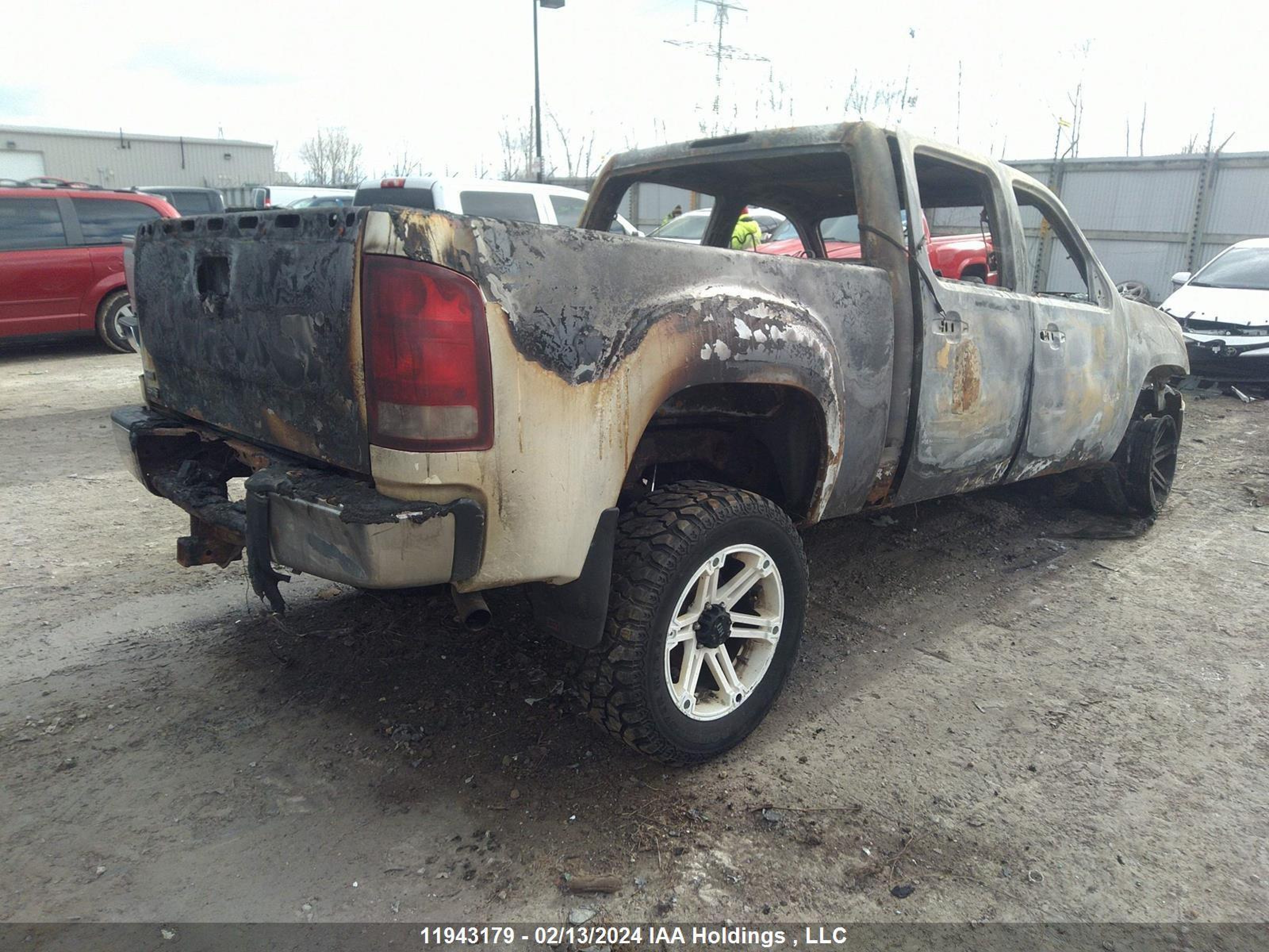 Photo 3 VIN: 2GTEK133571709498 - GMC SIERRA 