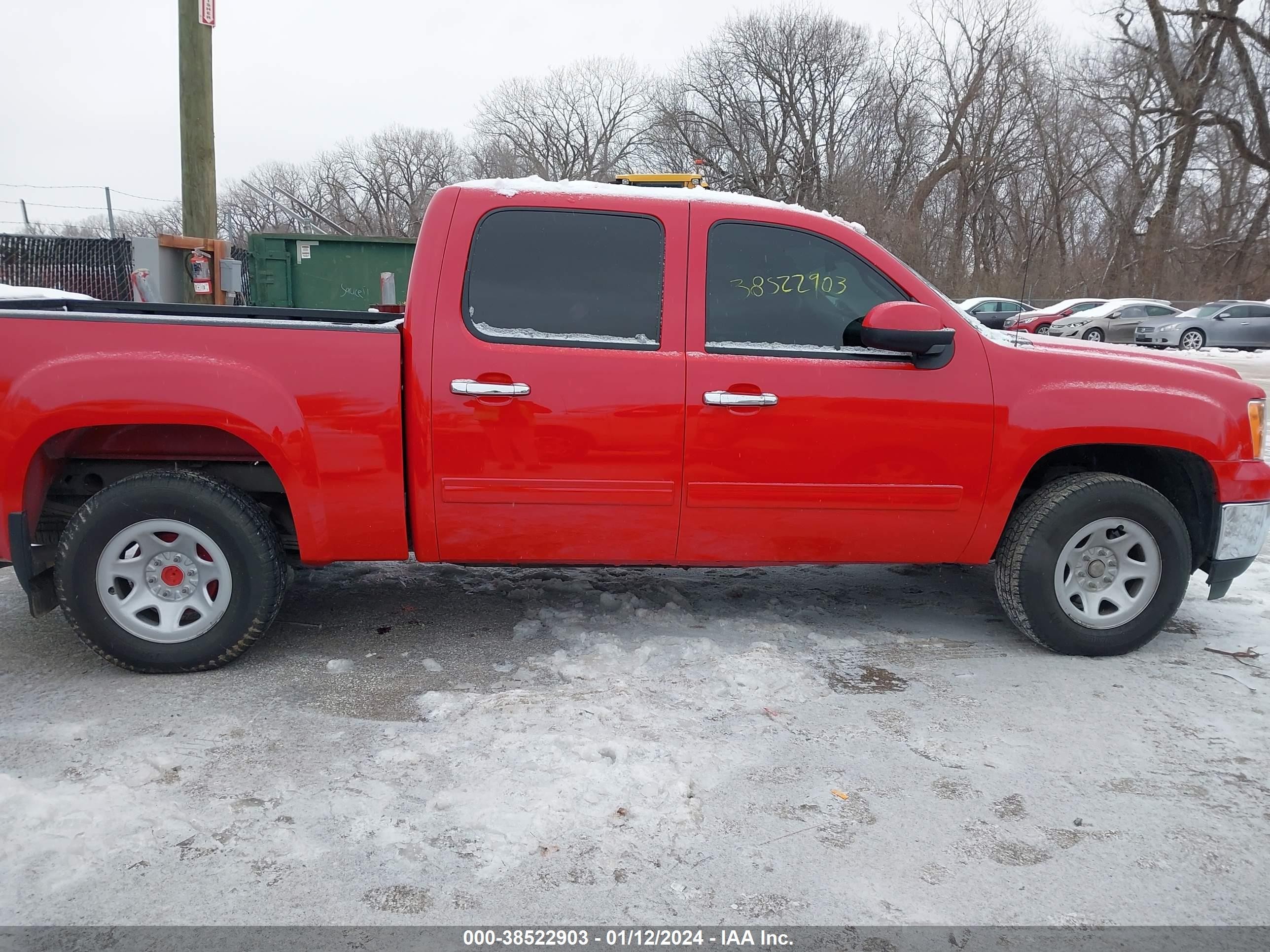 Photo 12 VIN: 2GTEK133581225302 - GMC SIERRA 