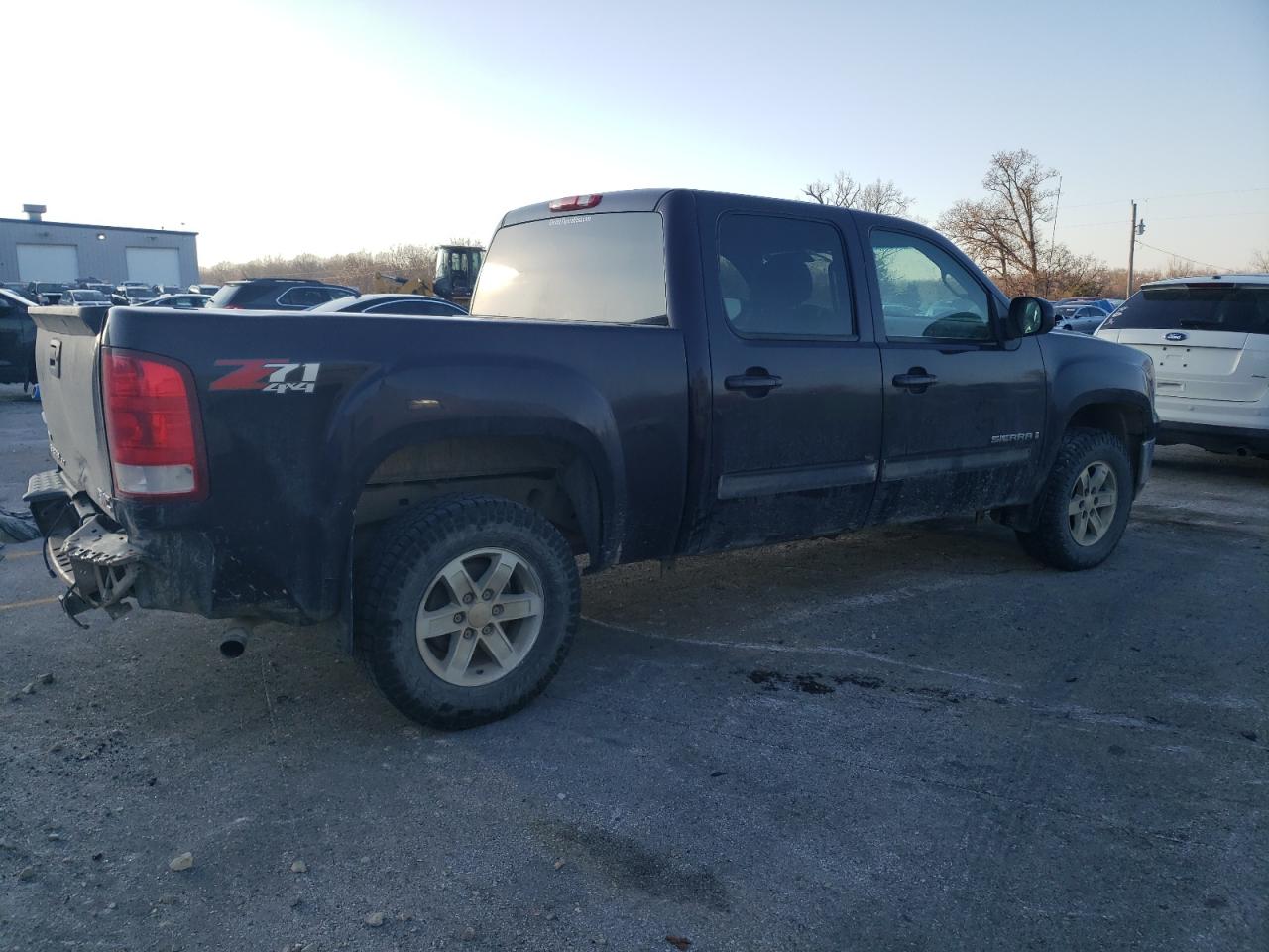 Photo 2 VIN: 2GTEK133581332219 - GMC SIERRA 