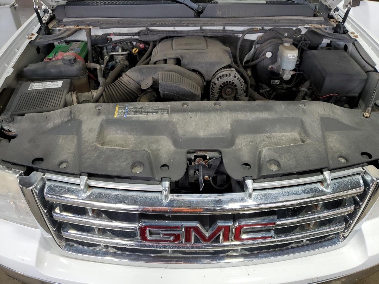 Photo 10 VIN: 2GTEK133681207679 - GMC SIERRA 