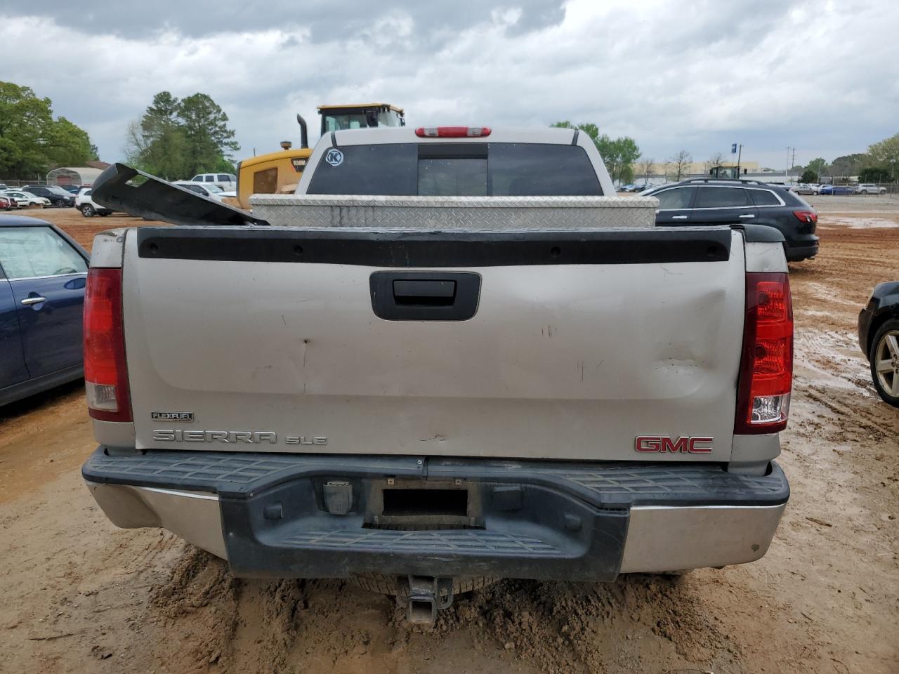 Photo 5 VIN: 2GTEK133781230100 - GMC SIERRA 