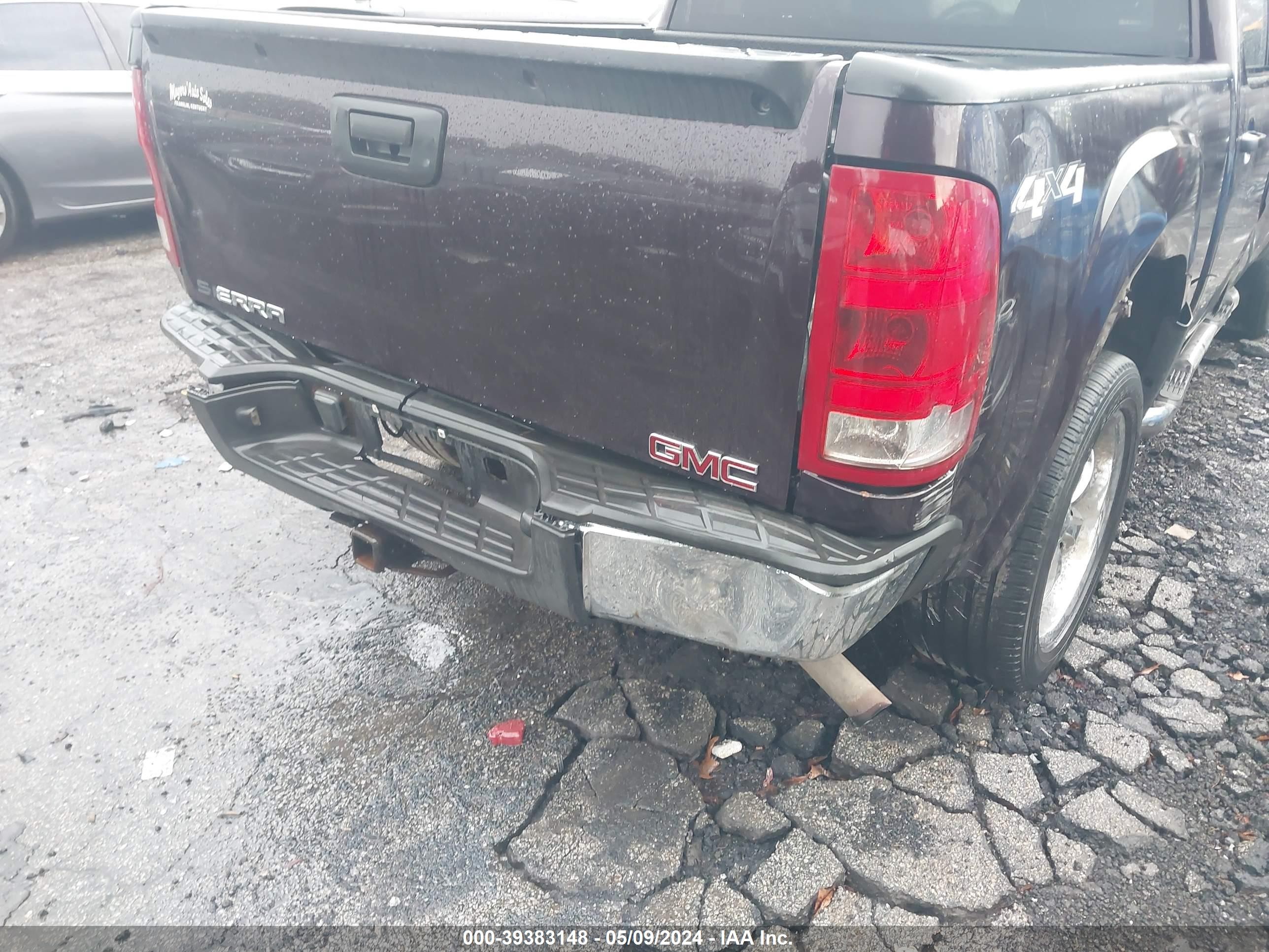 Photo 5 VIN: 2GTEK13C781270788 - GMC SIERRA 