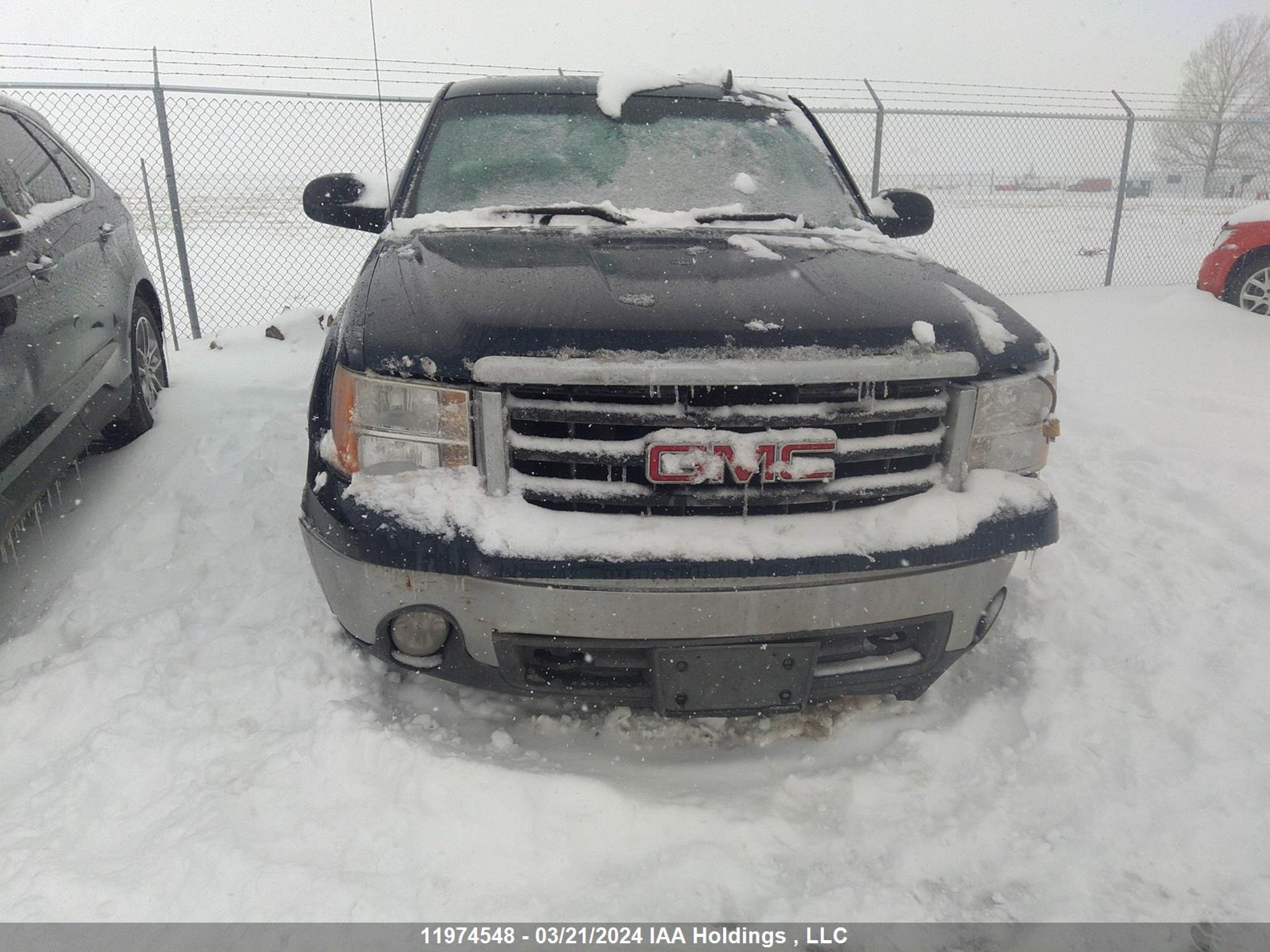 Photo 11 VIN: 2GTEK13C881174197 - GMC SIERRA 