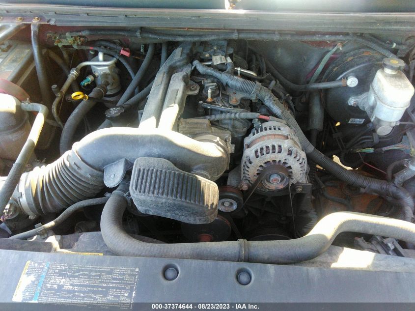 Photo 9 VIN: 2GTEK13M081132471 - GMC SIERRA 