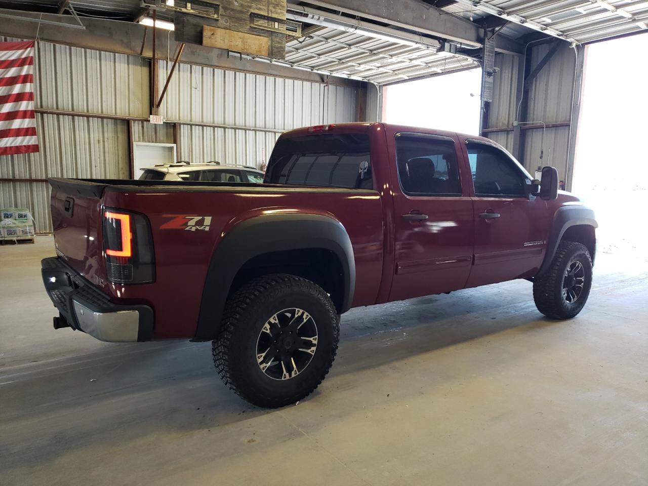 Photo 2 VIN: 2GTEK13M171613408 - GMC SIERRA 