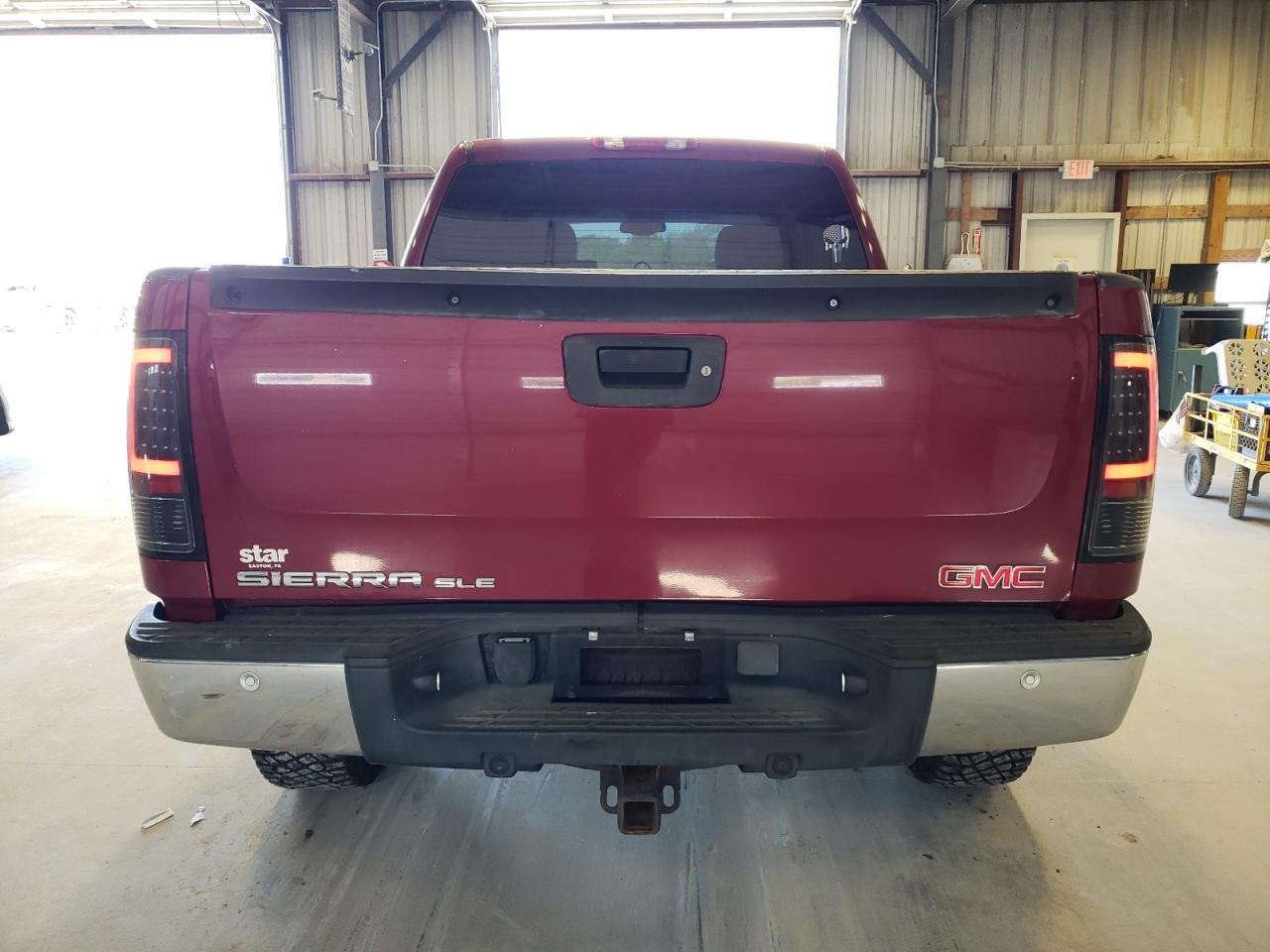 Photo 5 VIN: 2GTEK13M171613408 - GMC SIERRA 