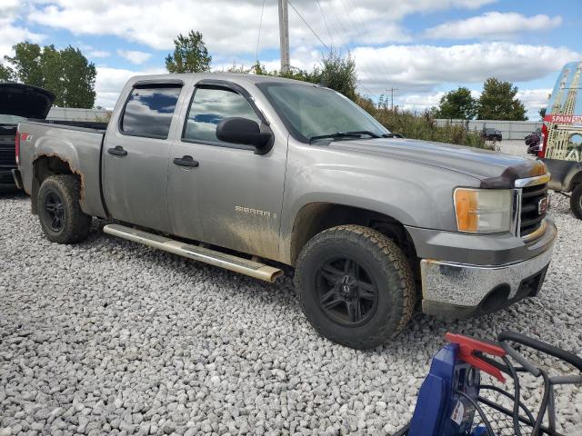 Photo 3 VIN: 2GTEK13M171637384 - GMC NEW SIERRA 