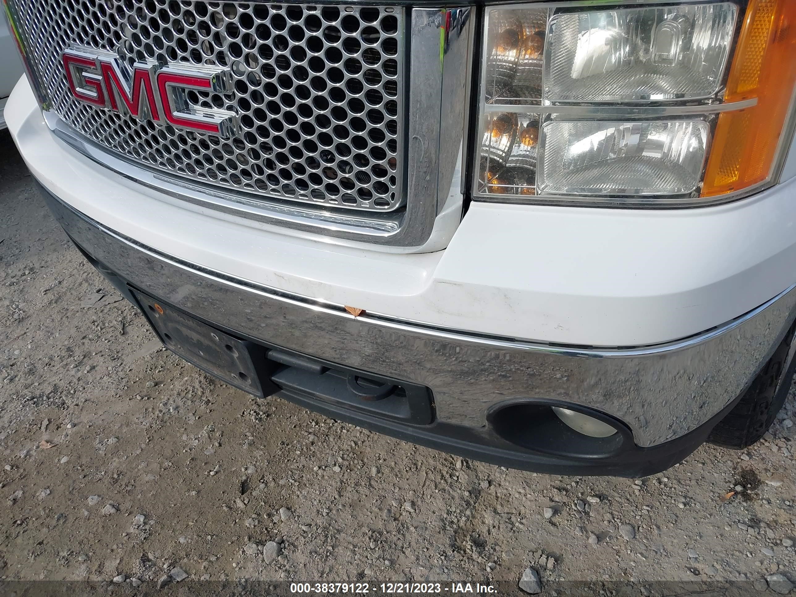 Photo 5 VIN: 2GTEK13M471633331 - GMC SIERRA 