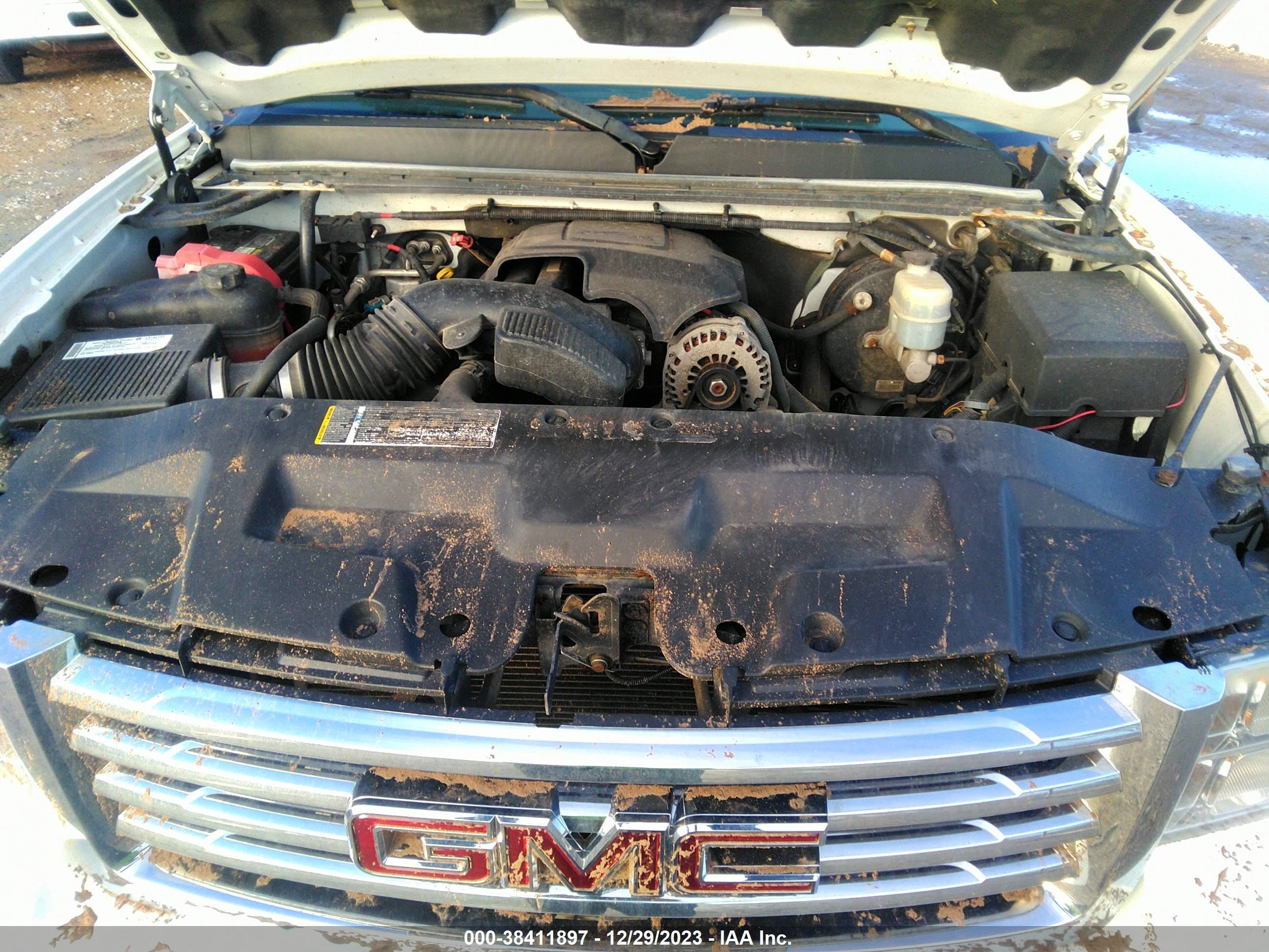 Photo 9 VIN: 2GTEK13M781167668 - GMC SIERRA 