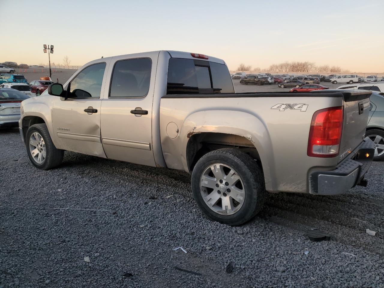 Photo 1 VIN: 2GTEK13M871616970 - GMC SIERRA 