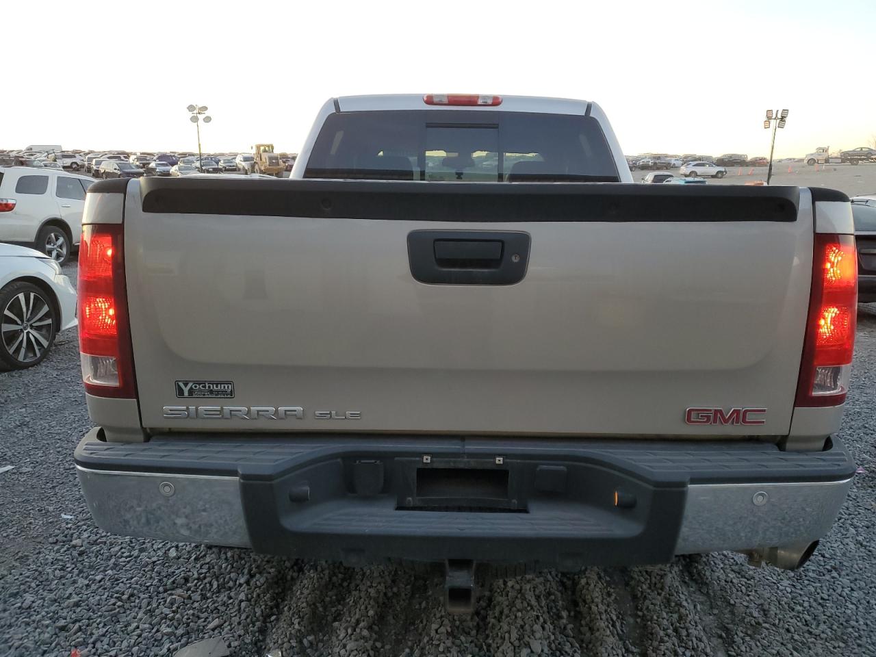 Photo 5 VIN: 2GTEK13M871616970 - GMC SIERRA 