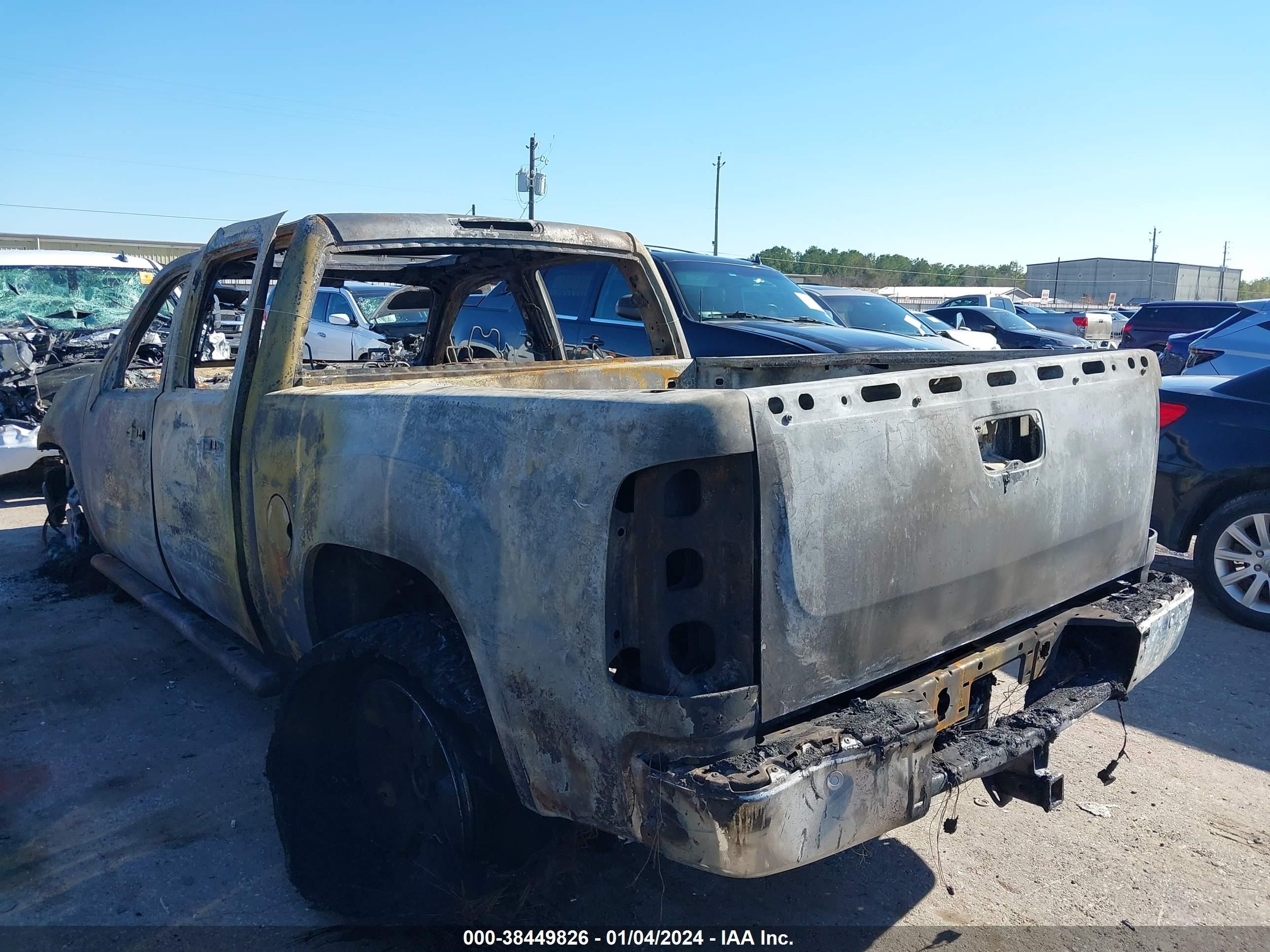 Photo 2 VIN: 2GTEK13M971688681 - GMC SIERRA 