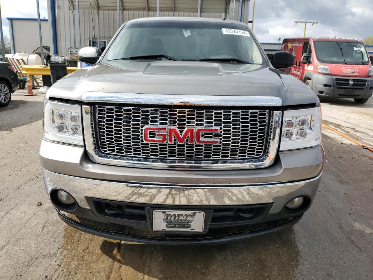 Photo 4 VIN: 2GTEK13M981161709 - GMC SIERRA 