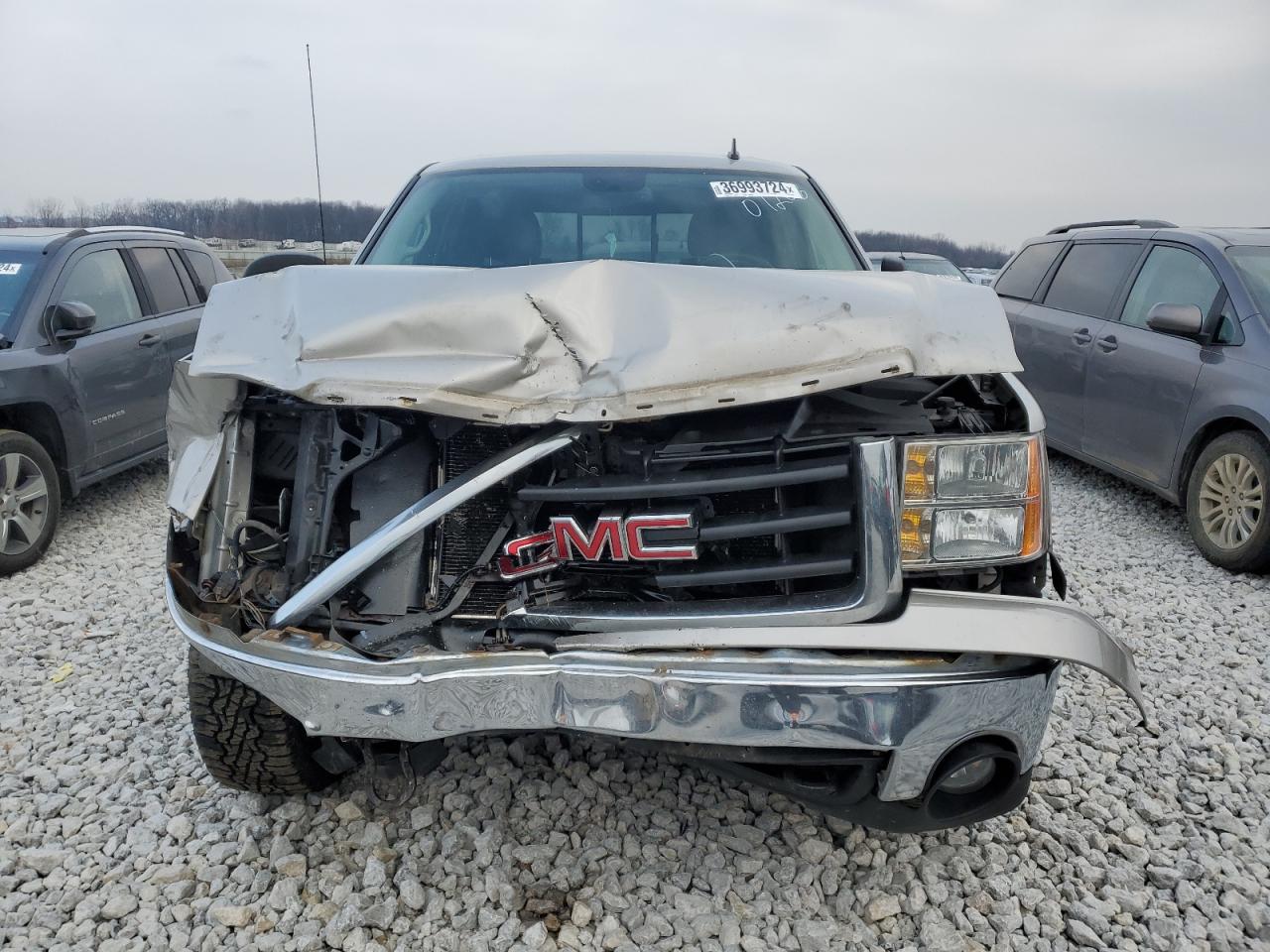 Photo 4 VIN: 2GTEK13MX81107206 - GMC SIERRA 