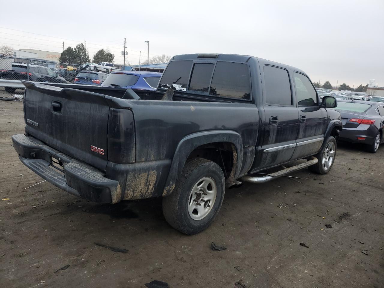 Photo 2 VIN: 2GTEK13T051181222 - GMC SIERRA 