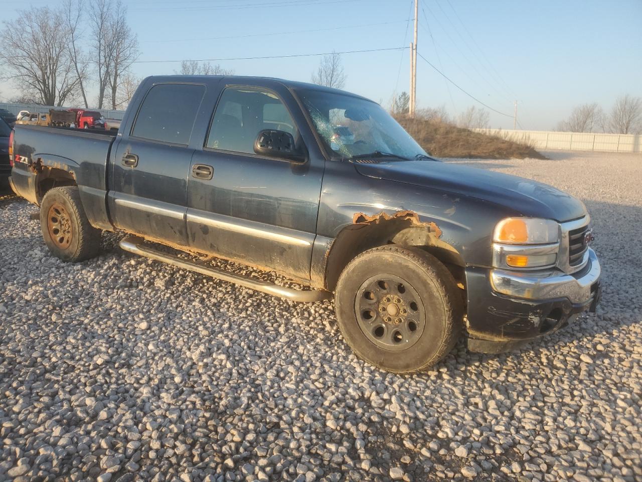 Photo 3 VIN: 2GTEK13T161349693 - GMC SIERRA 