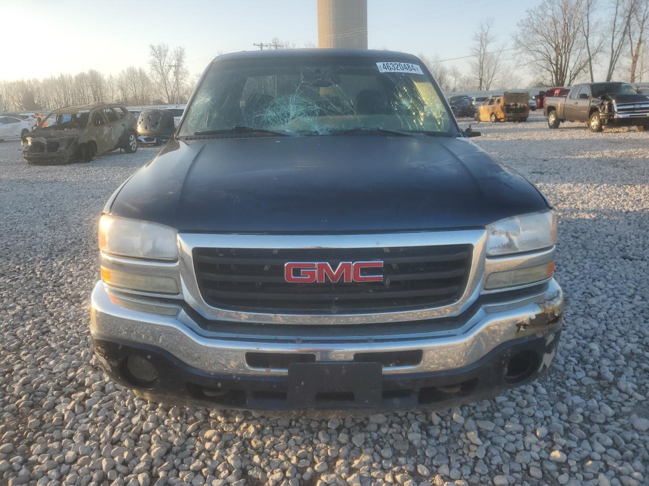 Photo 4 VIN: 2GTEK13T161349693 - GMC SIERRA 