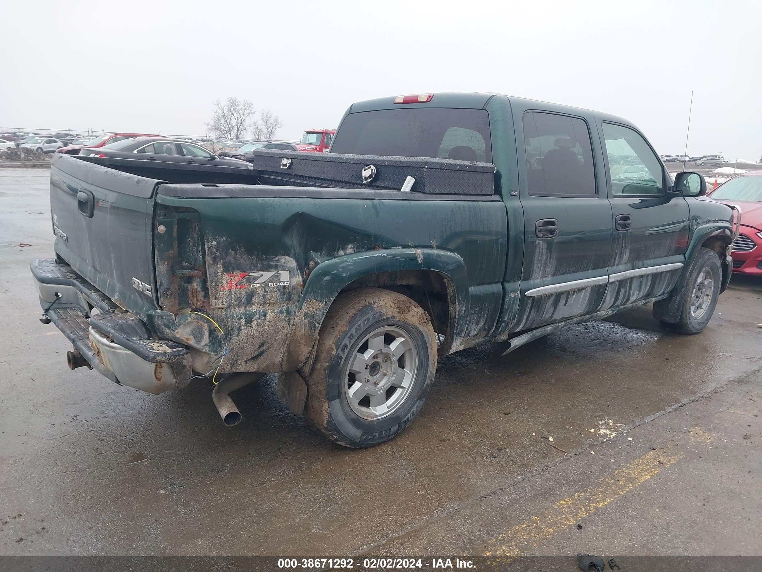 Photo 3 VIN: 2GTEK13T341357002 - GMC SIERRA 