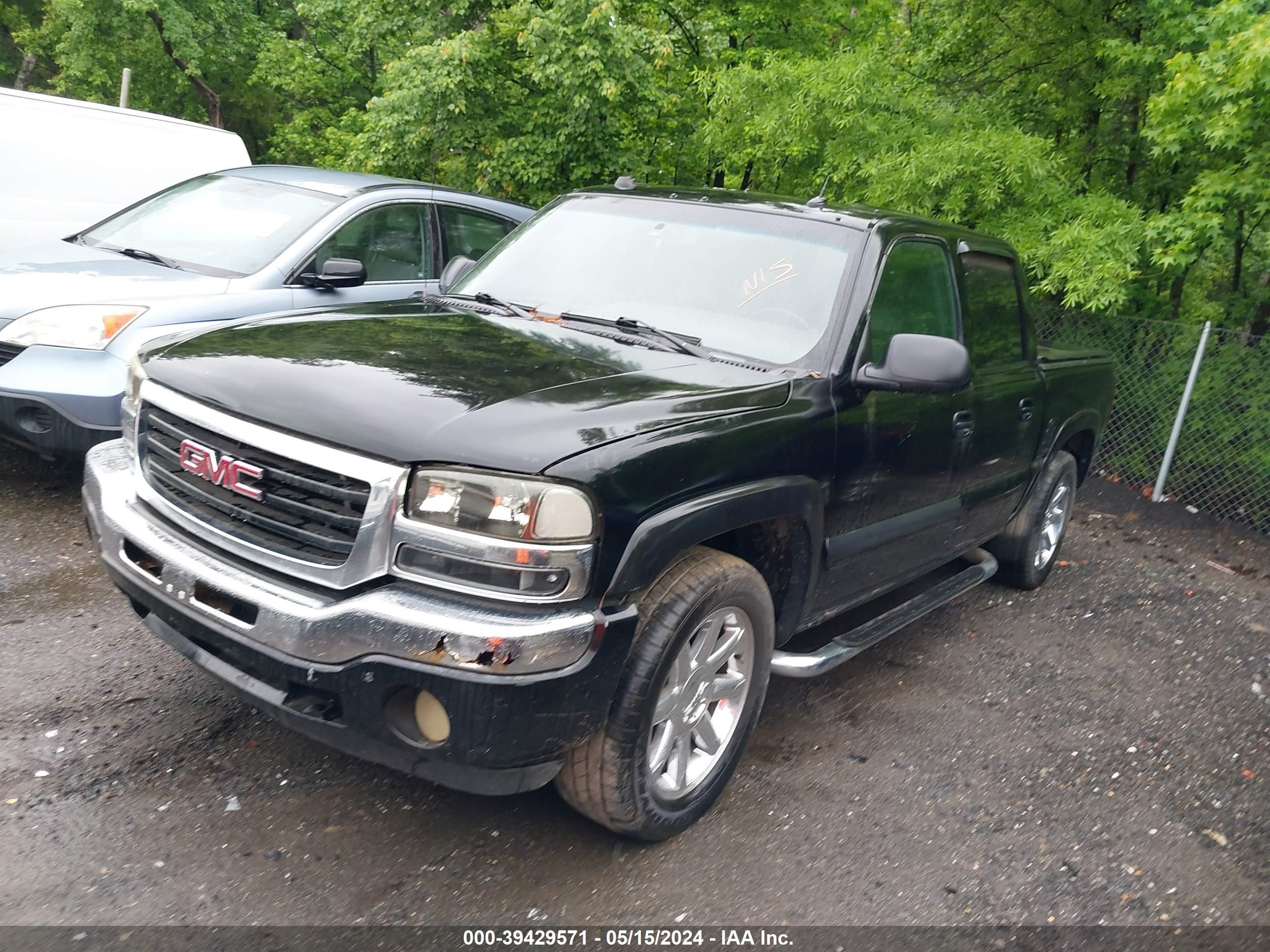 Photo 1 VIN: 2GTEK13T451139037 - GMC SIERRA 