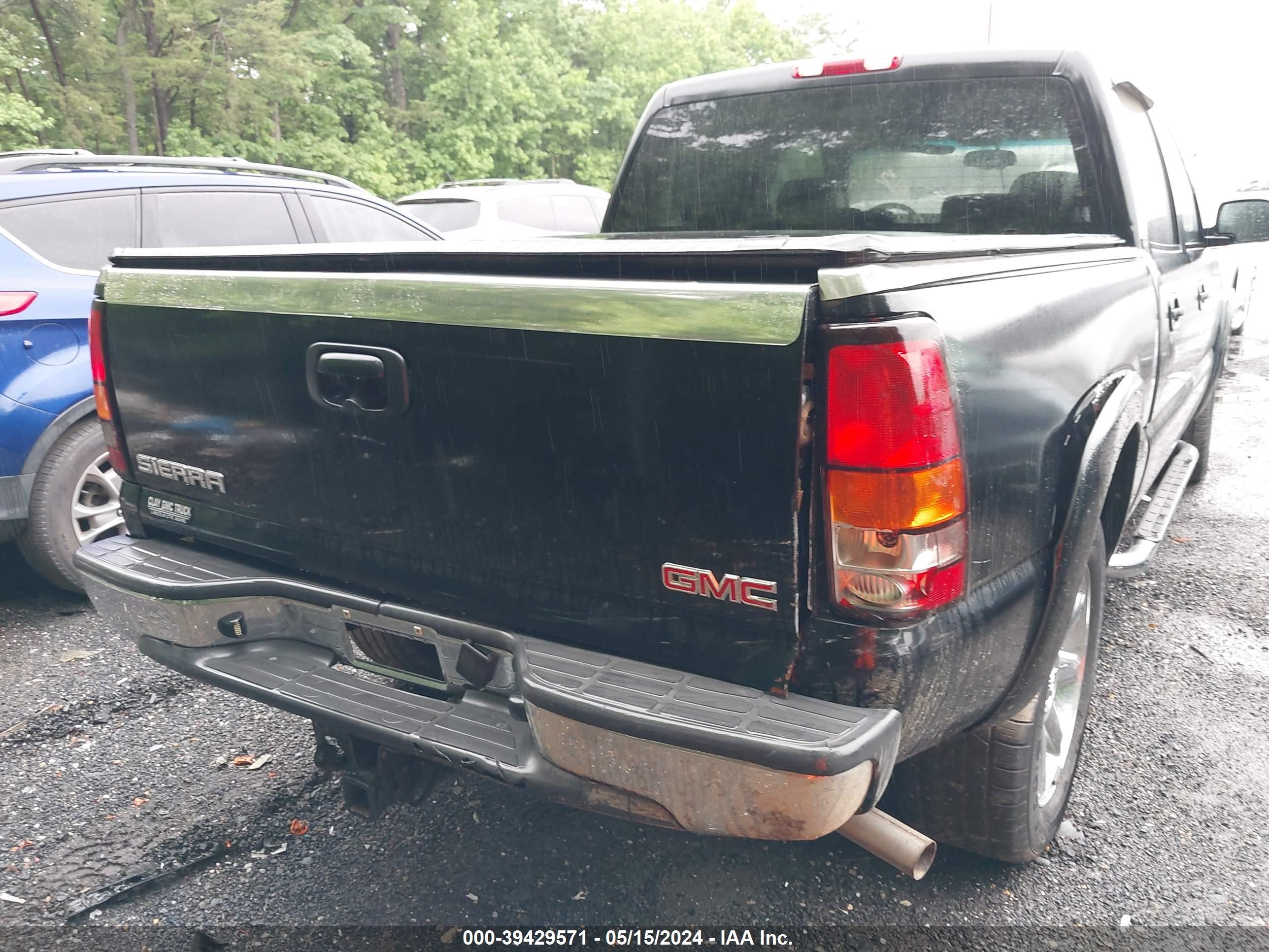 Photo 5 VIN: 2GTEK13T451139037 - GMC SIERRA 