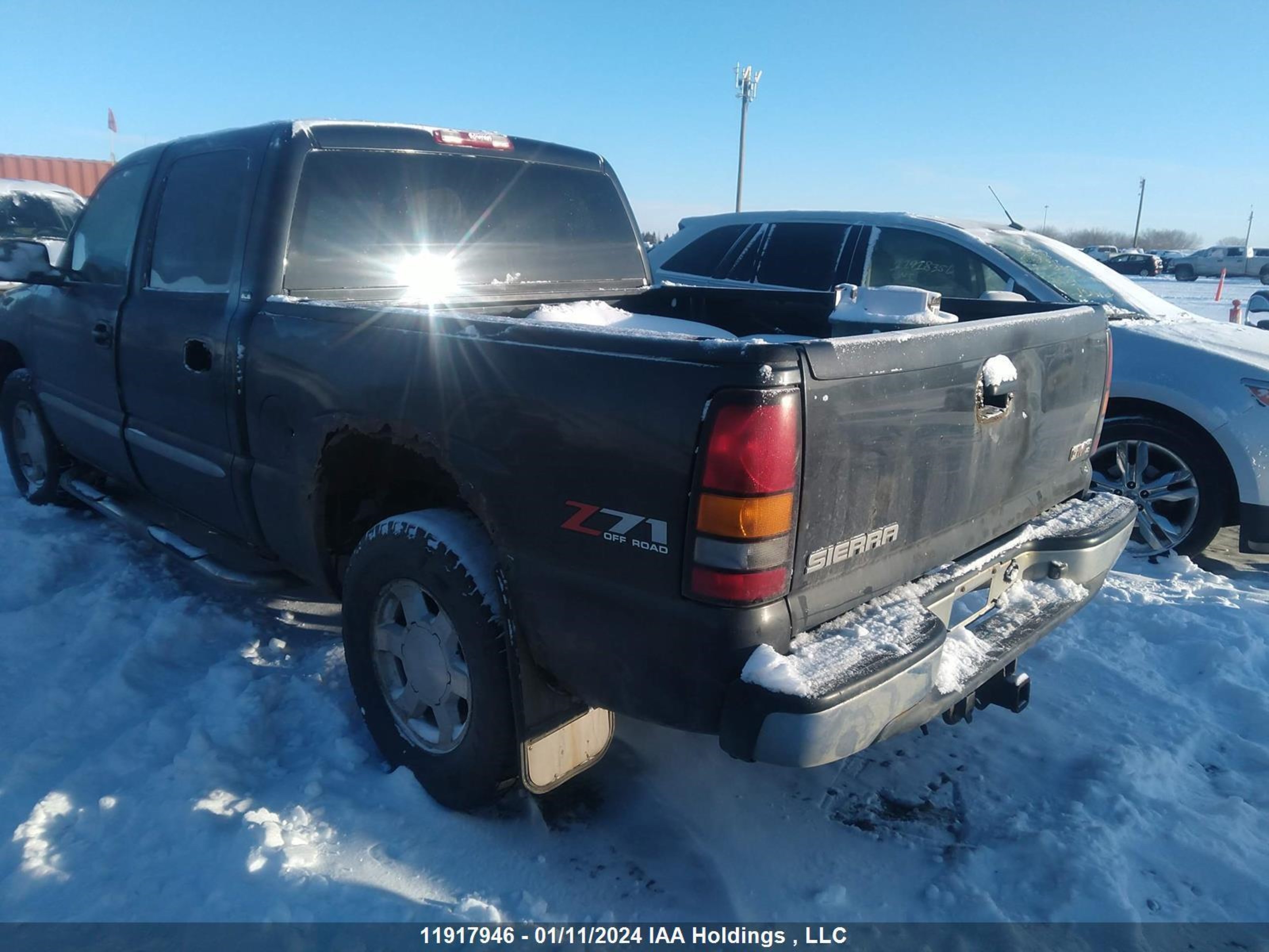 Photo 2 VIN: 2GTEK13T451163869 - GMC SIERRA 