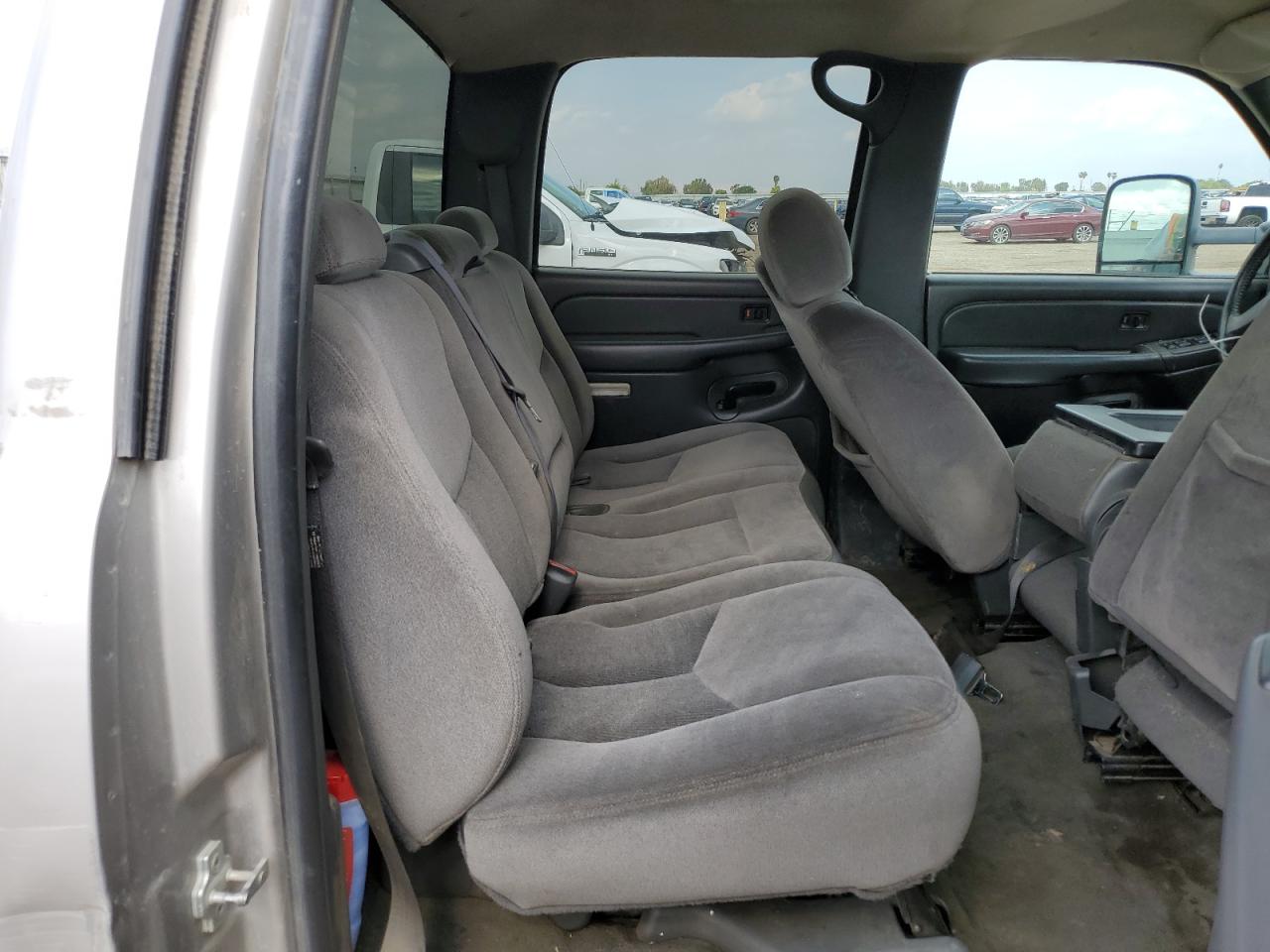 Photo 9 VIN: 2GTEK13T461220458 - GMC SIERRA 