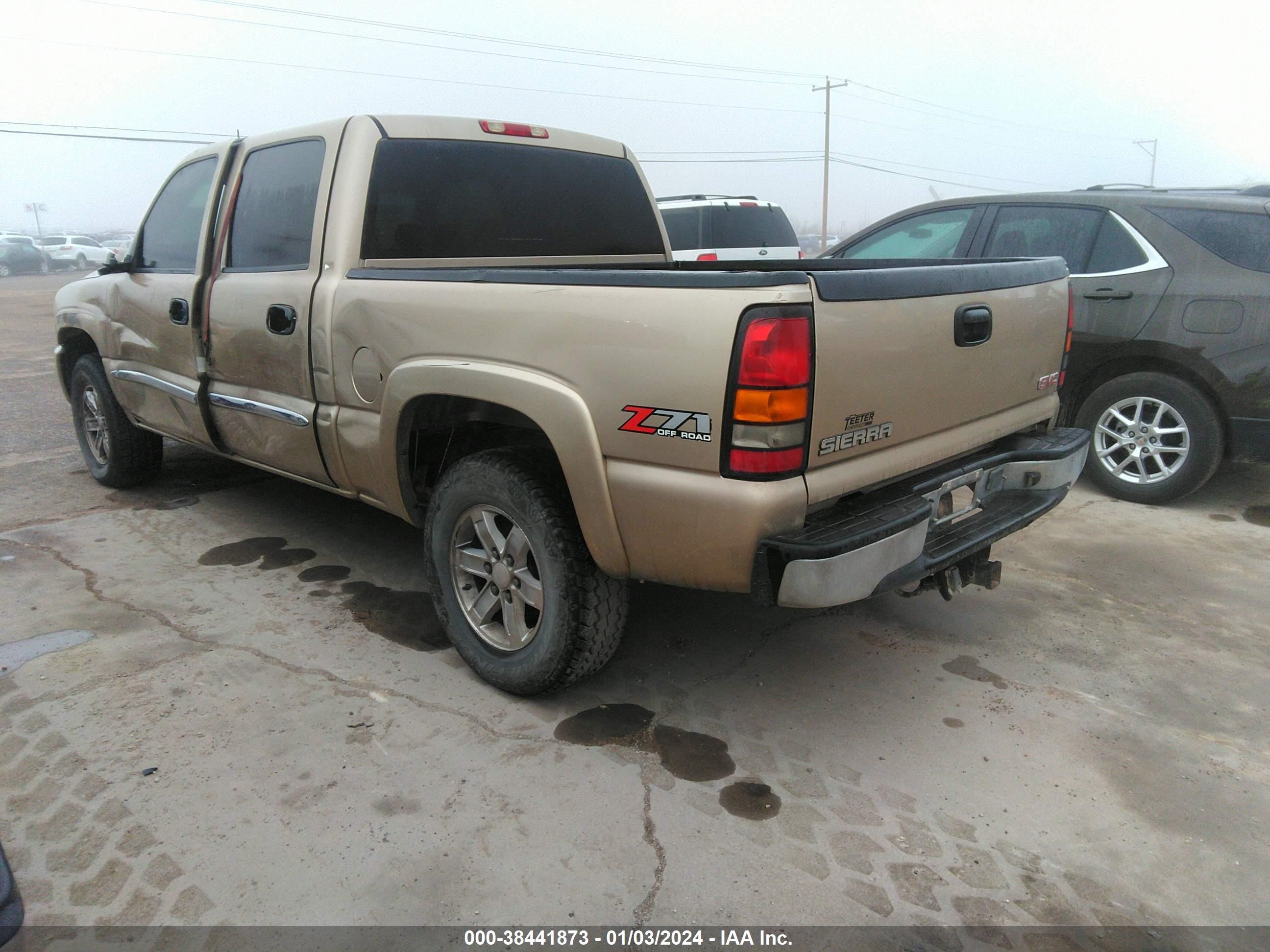 Photo 2 VIN: 2GTEK13T551303301 - GMC SIERRA 