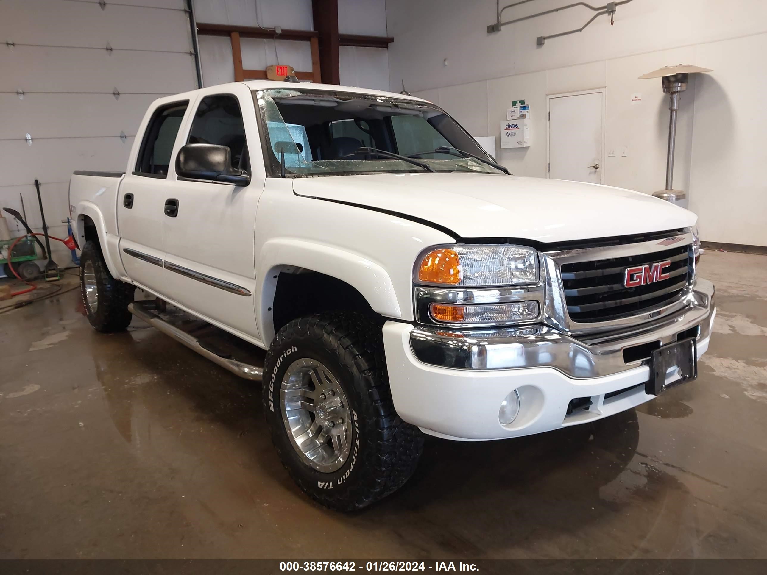 Photo 1 VIN: 2GTEK13T651379819 - GMC SIERRA 