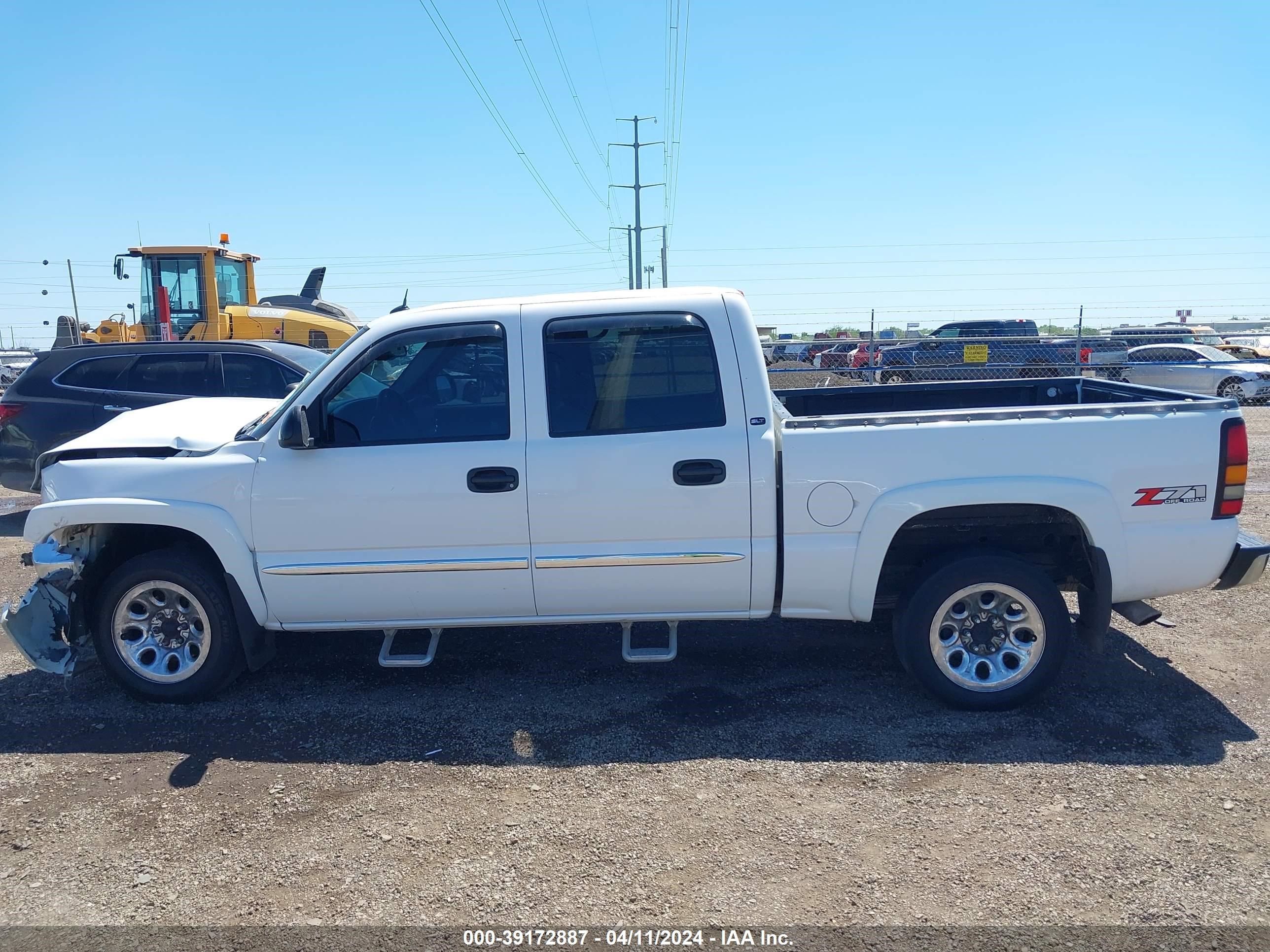 Photo 13 VIN: 2GTEK13T751254201 - GMC SIERRA 