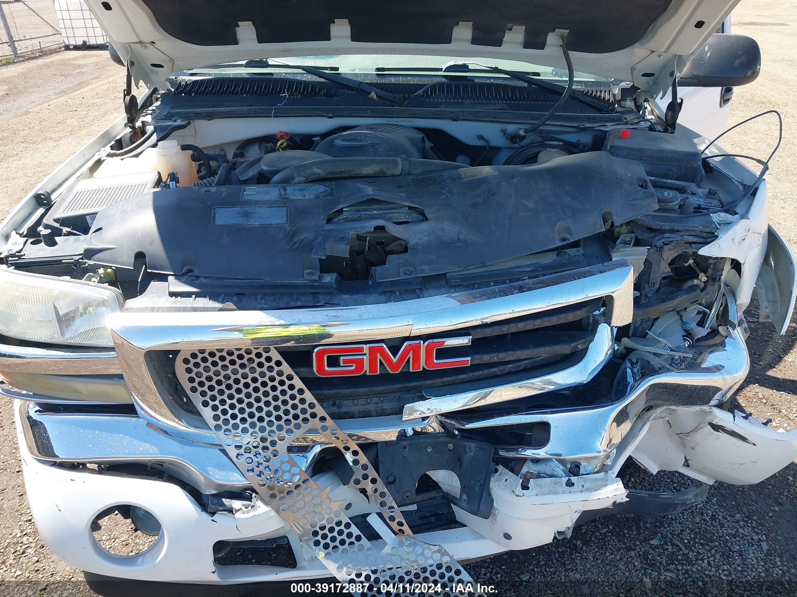 Photo 9 VIN: 2GTEK13T751254201 - GMC SIERRA 